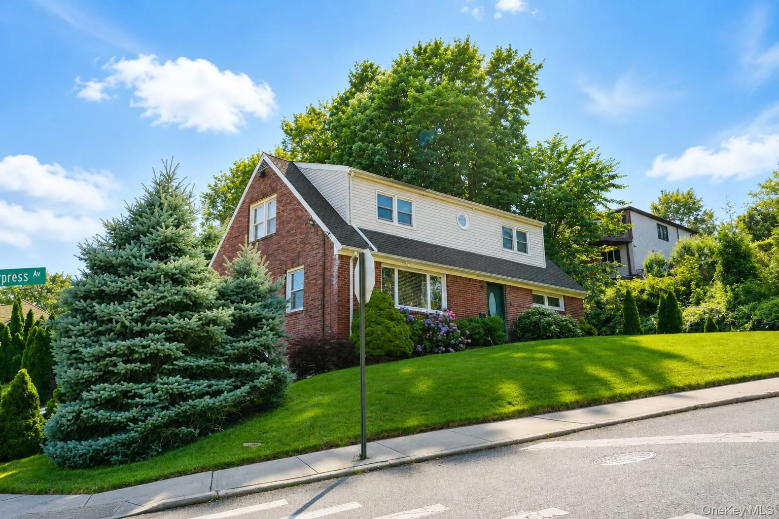 74 Cypress Avenue, New York, NY, 4 Bedrooms Bedrooms, ,1 BathroomBathrooms,Residential,For Rent,Cypress,0,1021660 74 Cypress Avenue, New York, NY, 4 Bedrooms Bedrooms, ,1 BathroomBathrooms,Residential,For Rent,Cypress,0,1021660