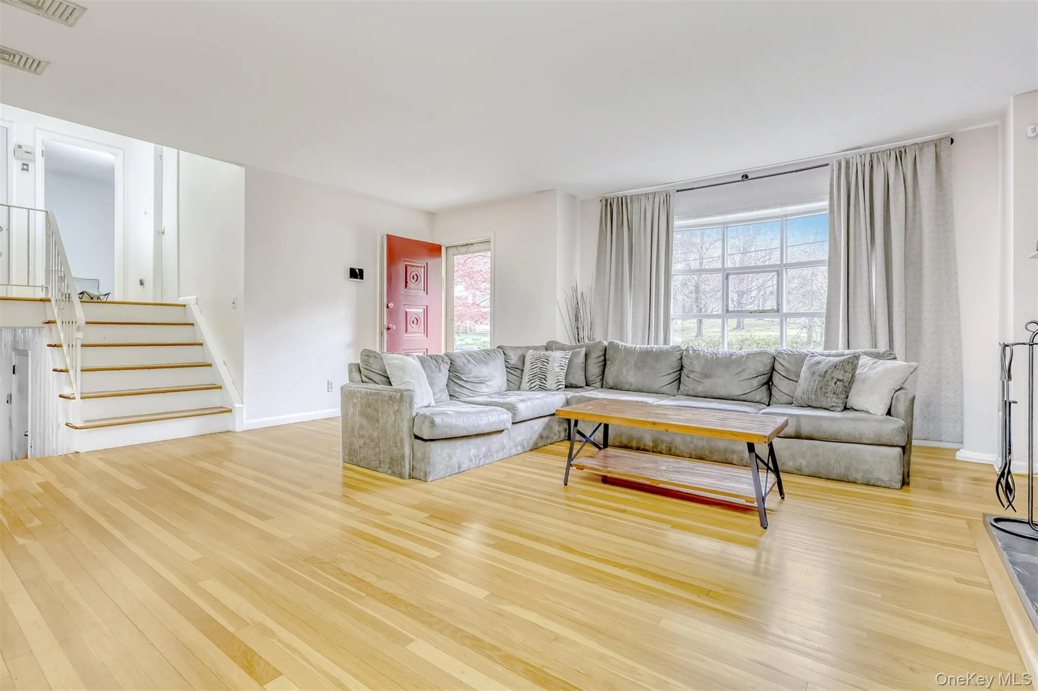 26 River Road, Ramapo, NY, 3 Bedrooms Bedrooms, 10 Rooms Rooms,2 BathroomsBathrooms,Residential,For Rent,River,0,1021661 26 River Road, Ramapo, NY, 3 Bedrooms Bedrooms, 10 Rooms Rooms,2 BathroomsBathrooms,Residential,For Rent,River,0,1021661