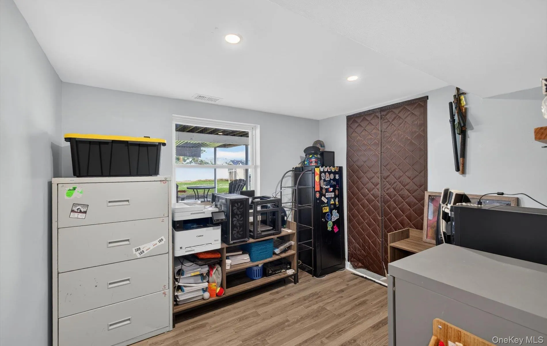 42 Broadway, Brookhaven, NY, 5 Bedrooms Bedrooms, 8 Rooms Rooms,2 BathroomsBathrooms,Residential,For Rent,Broadway,0,1021664 42 Broadway, Brookhaven, NY, 5 Bedrooms Bedrooms, 8 Rooms Rooms,2 BathroomsBathrooms,Residential,For Rent,Broadway,0,1021664