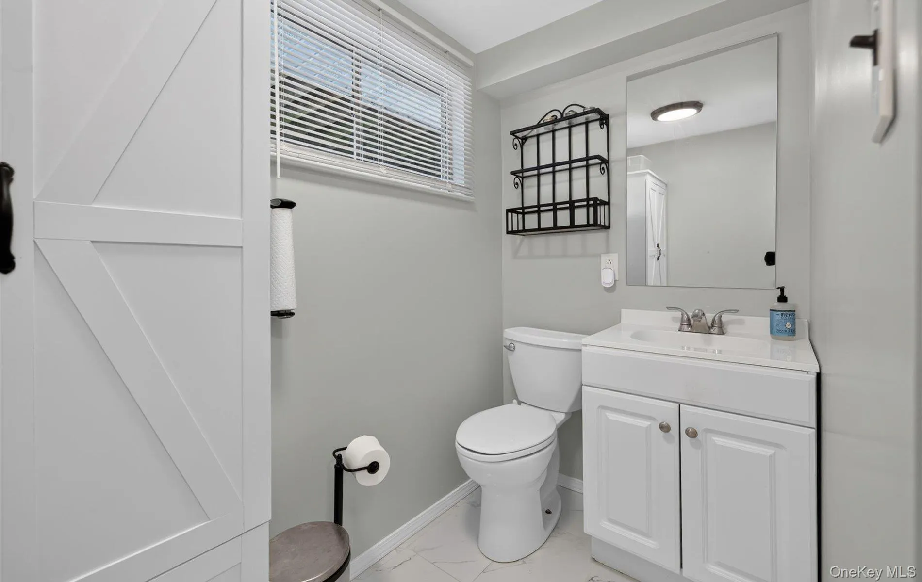42 Broadway, Brookhaven, NY, 5 Bedrooms Bedrooms, 8 Rooms Rooms,2 BathroomsBathrooms,Residential,For Rent,Broadway,0,1021664 42 Broadway, Brookhaven, NY, 5 Bedrooms Bedrooms, 8 Rooms Rooms,2 BathroomsBathrooms,Residential,For Rent,Broadway,0,1021664