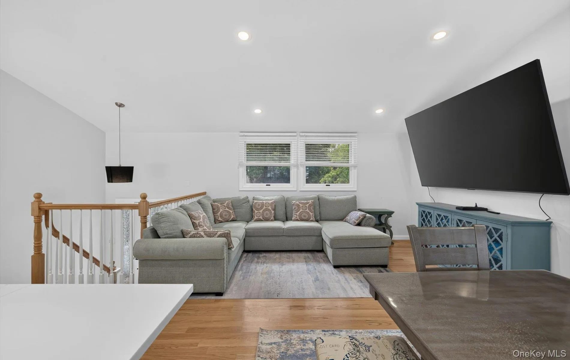 42 Broadway, Brookhaven, NY, 5 Bedrooms Bedrooms, 8 Rooms Rooms,2 BathroomsBathrooms,Residential,For Rent,Broadway,0,1021664 42 Broadway, Brookhaven, NY, 5 Bedrooms Bedrooms, 8 Rooms Rooms,2 BathroomsBathrooms,Residential,For Rent,Broadway,0,1021664