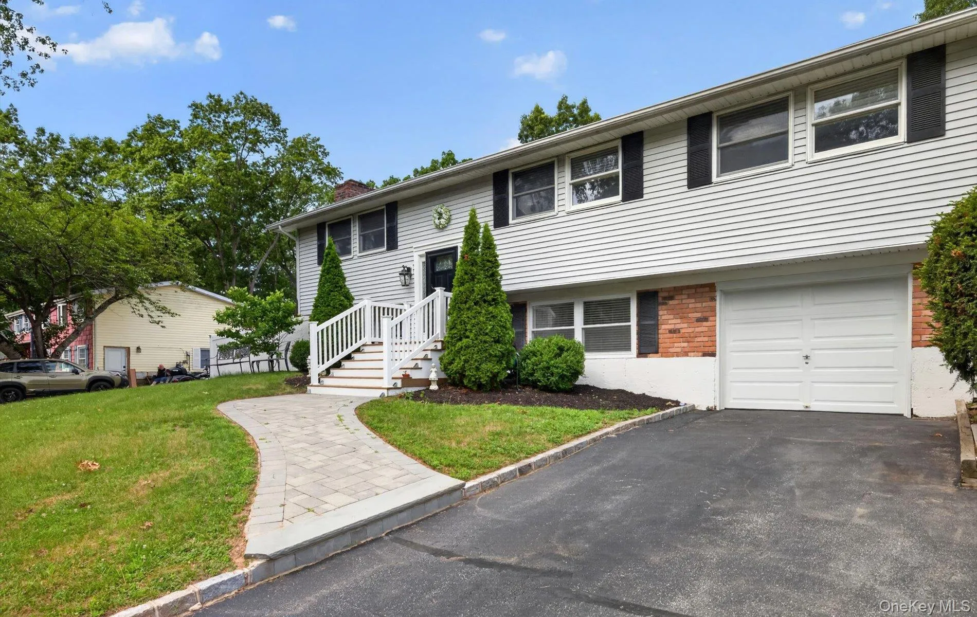 42 Broadway, Brookhaven, NY, 5 Bedrooms Bedrooms, 8 Rooms Rooms,2 BathroomsBathrooms,Residential,For Rent,Broadway,0,1021664 42 Broadway, Brookhaven, NY, 5 Bedrooms Bedrooms, 8 Rooms Rooms,2 BathroomsBathrooms,Residential,For Rent,Broadway,0,1021664