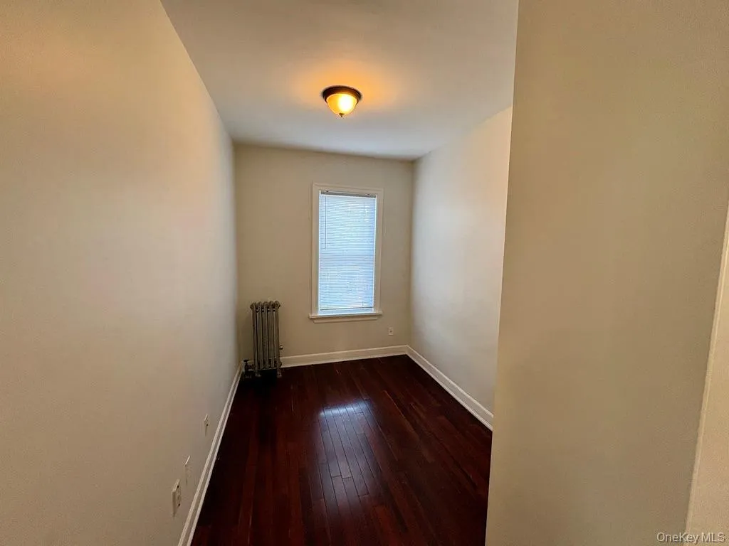 287 Logan Avenue, New York, NY, 3 Bedrooms Bedrooms, 6 Rooms Rooms,1 BathroomBathrooms,Residential Lease,For Rent,Logan,0,1021665 287 Logan Avenue, New York, NY, 3 Bedrooms Bedrooms, 6 Rooms Rooms,1 BathroomBathrooms,Residential Lease,For Rent,Logan,0,1021665