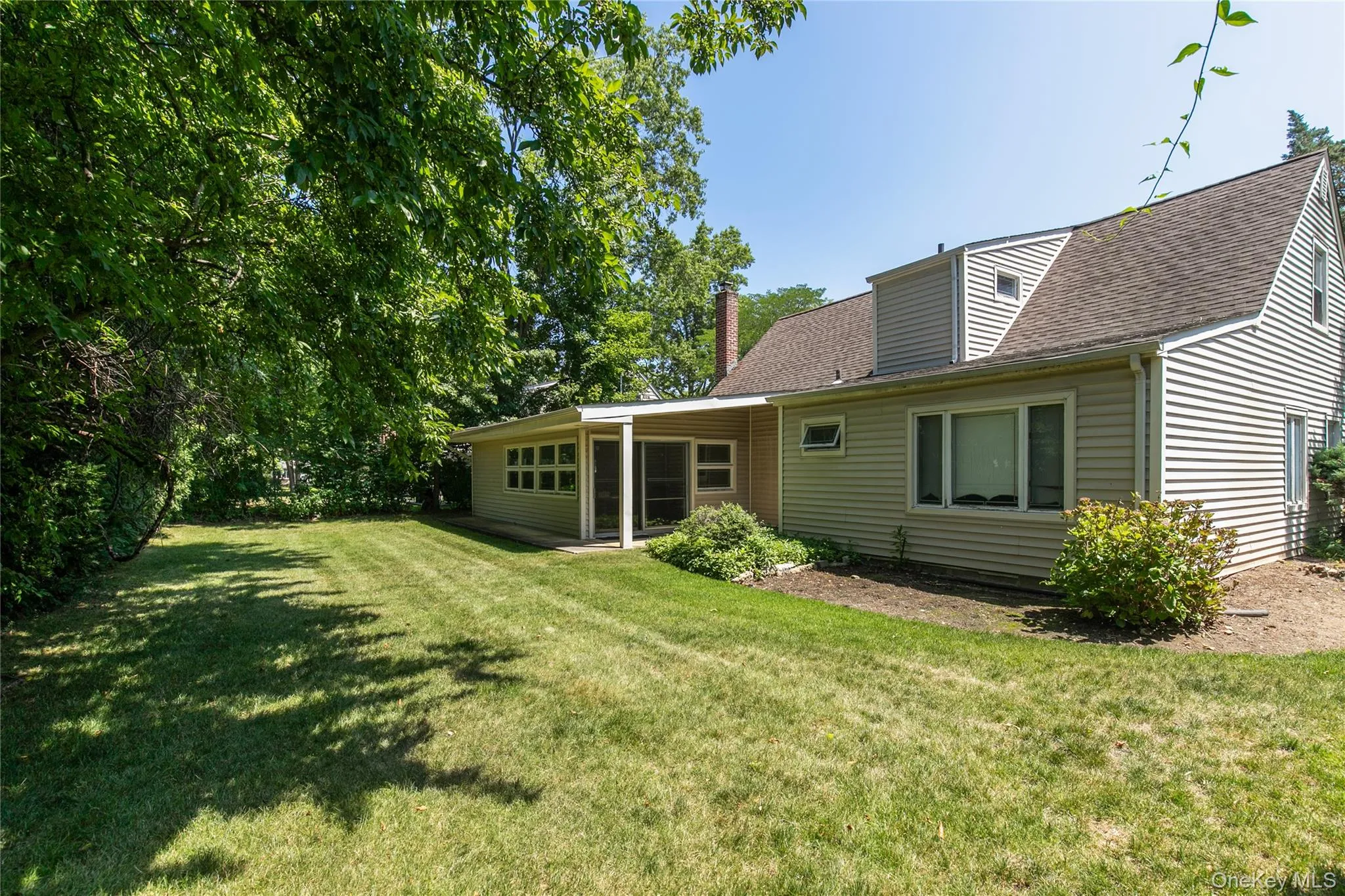 20 RAMSEY Road, North Hempstead, NY, 4 Bedrooms Bedrooms, 8 Rooms Rooms,2 BathroomsBathrooms,Residential,For Rent,RAMSEY,0,1021666 20 RAMSEY Road, North Hempstead, NY, 4 Bedrooms Bedrooms, 8 Rooms Rooms,2 BathroomsBathrooms,Residential,For Rent,RAMSEY,0,1021666