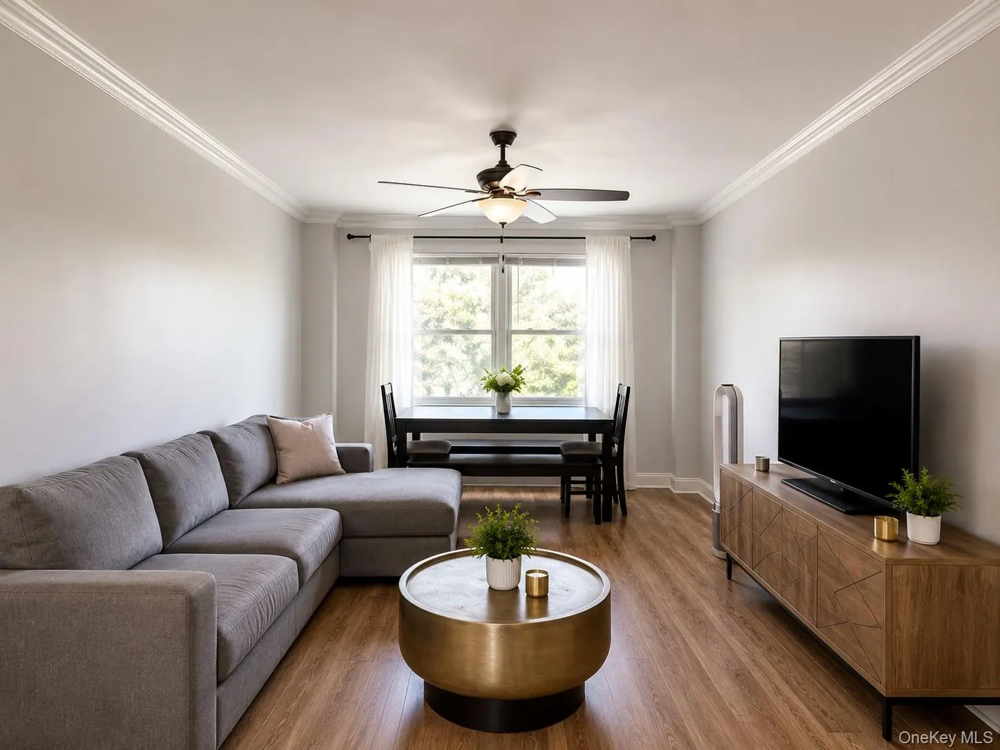 141-03 Union Turnpike, New York, NY, 2 Bedrooms Bedrooms, 5 Rooms Rooms,1 BathroomBathrooms,Residential,For Rent,Union,0,1021667 141-03 Union Turnpike, New York, NY, 2 Bedrooms Bedrooms, 5 Rooms Rooms,1 BathroomBathrooms,Residential,For Rent,Union,0,1021667
