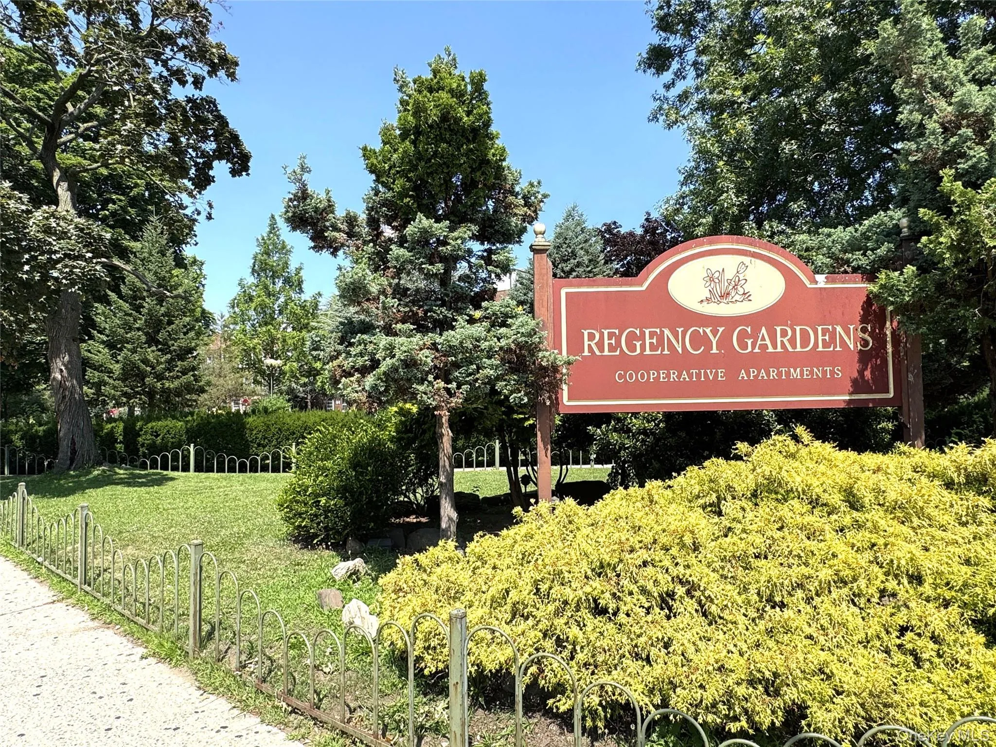 141-03 Union Turnpike, New York, NY, 2 Bedrooms Bedrooms, 5 Rooms Rooms,1 BathroomBathrooms,Residential,For Rent,Union,0,1021667 141-03 Union Turnpike, New York, NY, 2 Bedrooms Bedrooms, 5 Rooms Rooms,1 BathroomBathrooms,Residential,For Rent,Union,0,1021667
