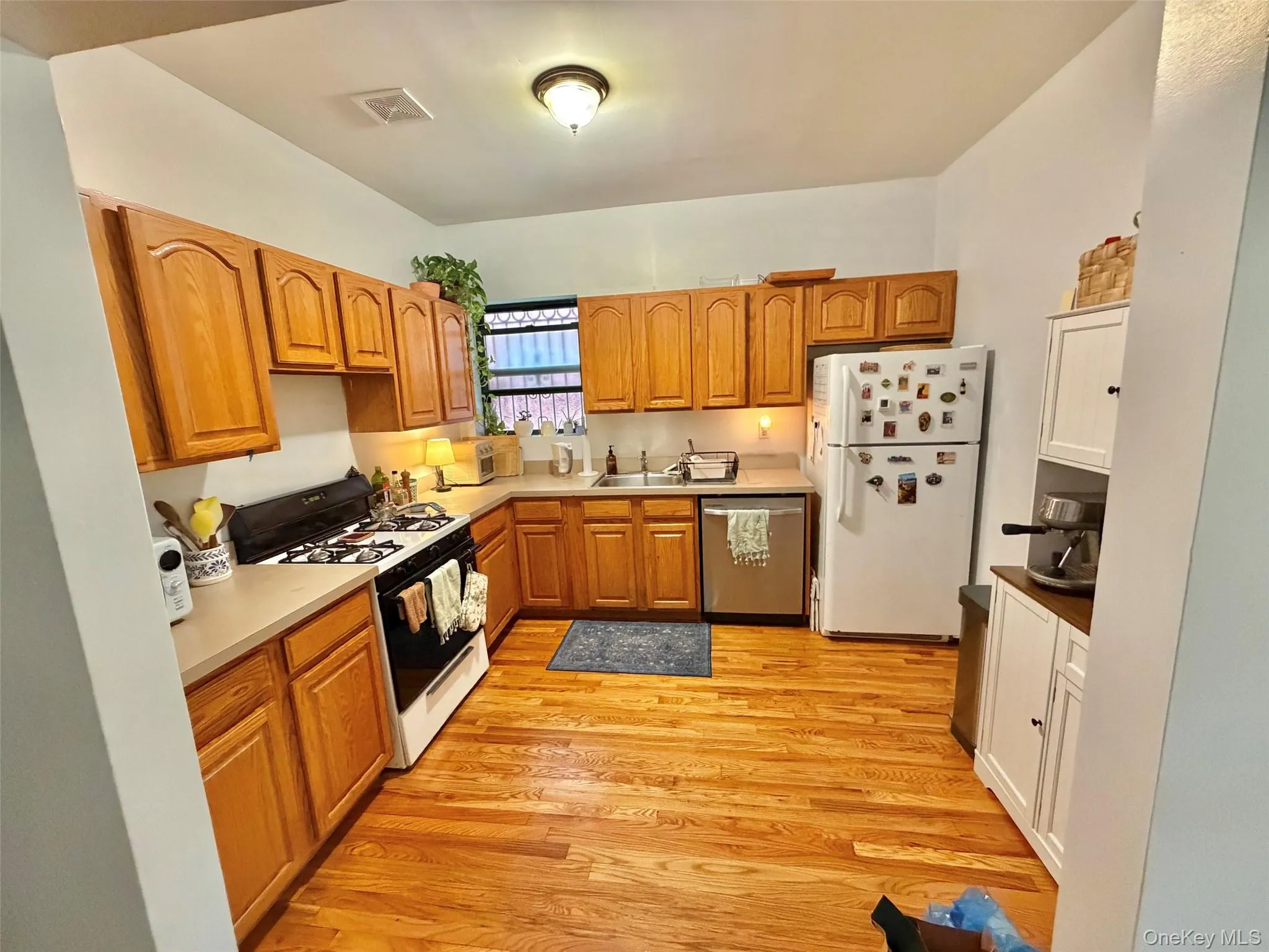 498 Classon Avenue, New York, NY, 9 Bedrooms Bedrooms, 14 Rooms Rooms,6 BathroomsBathrooms,Residential,For Rent,Classon,0,1021671 498 Classon Avenue, New York, NY, 9 Bedrooms Bedrooms, 14 Rooms Rooms,6 BathroomsBathrooms,Residential,For Rent,Classon,0,1021671