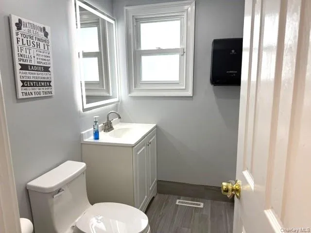313 Hempstead Avenue, Hempstead, NY, ,Commercial Lease,For Rent,Hempstead,0,1021677 313 Hempstead Avenue, Hempstead, NY, ,Commercial Lease,For Rent,Hempstead,0,1021677