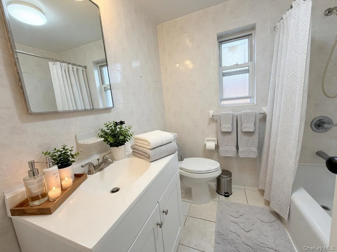AI Staging Bathroom AI Staging Bathroom