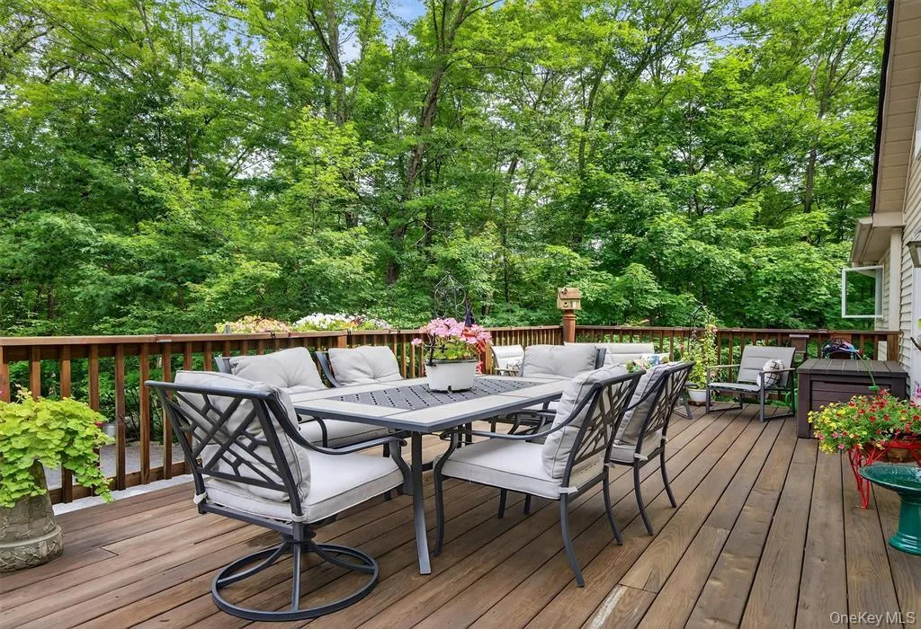 Oversized Rear Deck Oversized Rear Deck