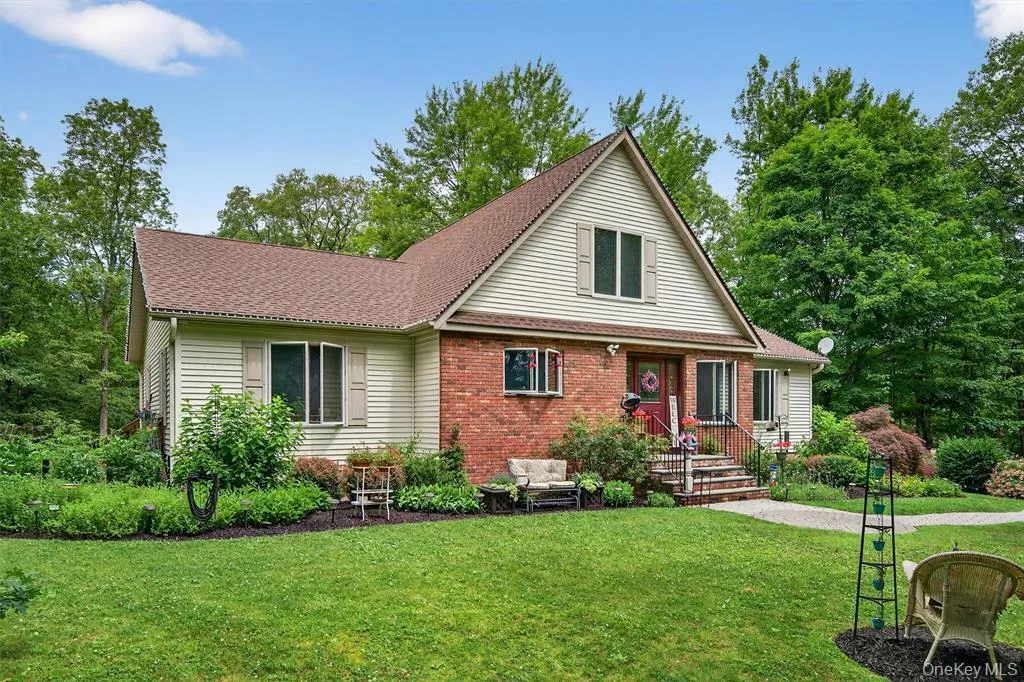 Welcome to 189 School House Road! Welcome to 189 School House Road!