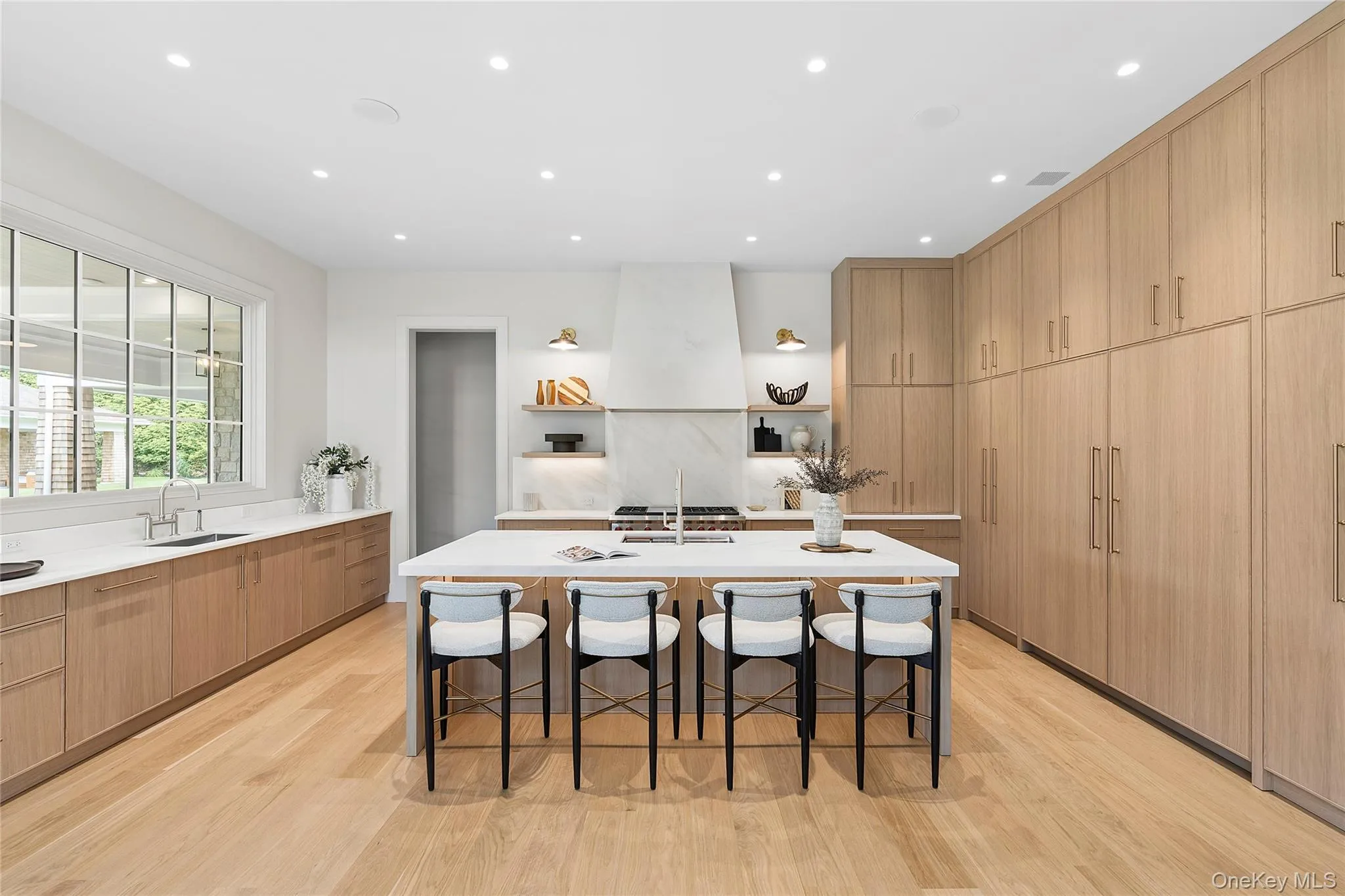 120 Halsey Lane, Southampton, NY, 9 Bedrooms Bedrooms, 32 Rooms Rooms,11 BathroomsBathrooms,Residential,For Rent,Halsey,0,1021687 120 Halsey Lane, Southampton, NY, 9 Bedrooms Bedrooms, 32 Rooms Rooms,11 BathroomsBathrooms,Residential,For Rent,Halsey,0,1021687