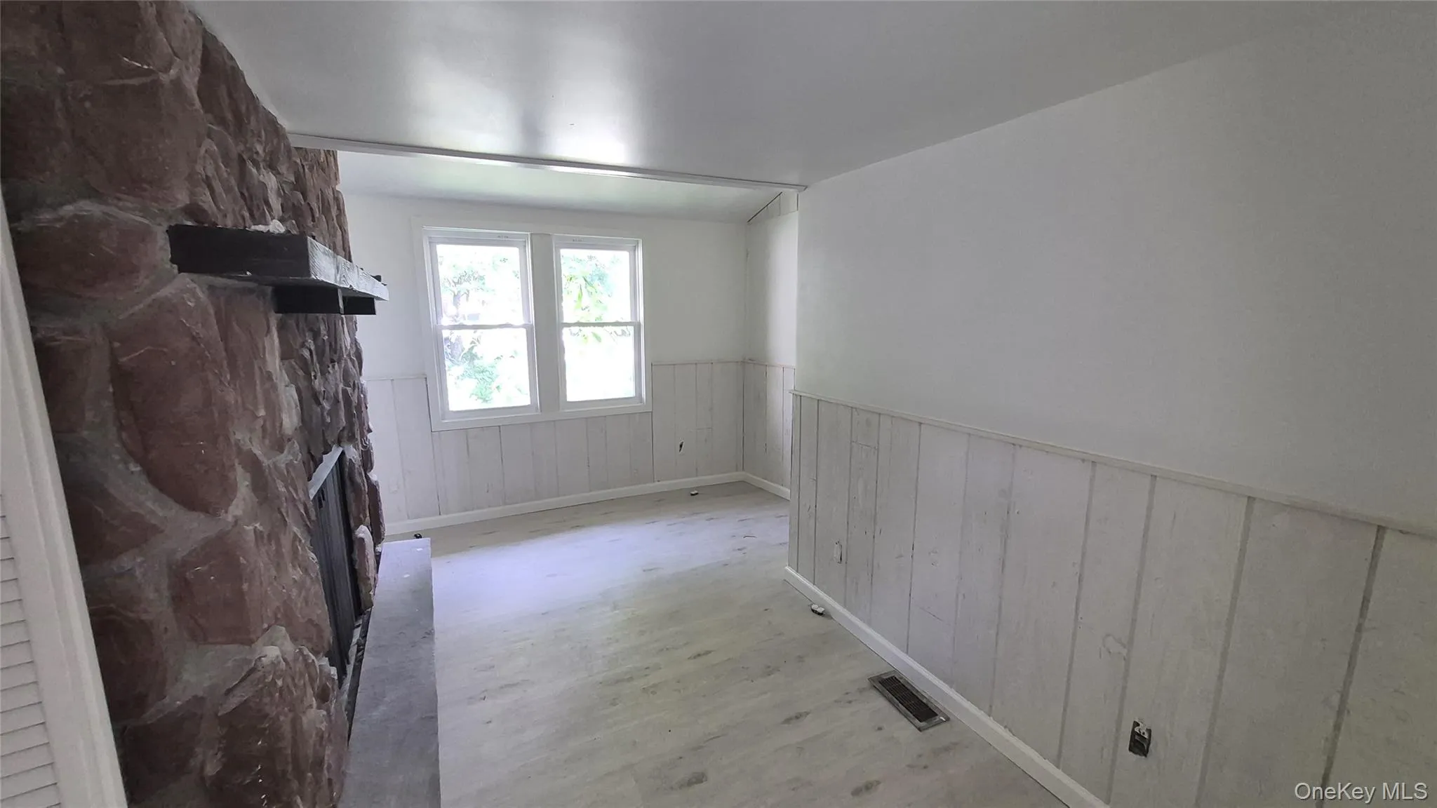 9 High Street, Port Jervis, NY, 4 Bedrooms Bedrooms, 8 Rooms Rooms,2 BathroomsBathrooms,Residential Lease,For Rent,High,0,1021689 9 High Street, Port Jervis, NY, 4 Bedrooms Bedrooms, 8 Rooms Rooms,2 BathroomsBathrooms,Residential Lease,For Rent,High,0,1021689