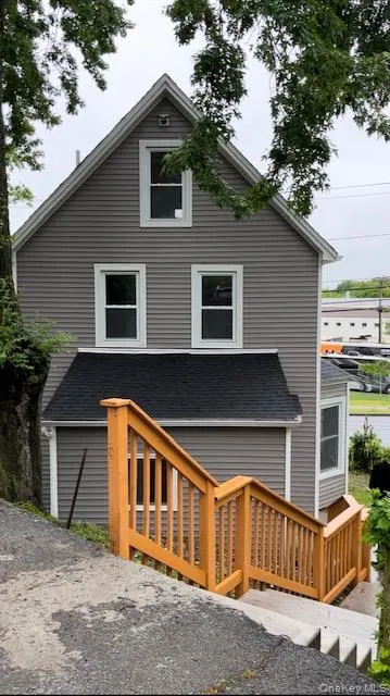 146 Smith Street, Poughkeepsie, NY, 3 Bedrooms Bedrooms, 6 Rooms Rooms,2 BathroomsBathrooms,Residential,For Rent,Smith,0,1021691 146 Smith Street, Poughkeepsie, NY, 3 Bedrooms Bedrooms, 6 Rooms Rooms,2 BathroomsBathrooms,Residential,For Rent,Smith,0,1021691