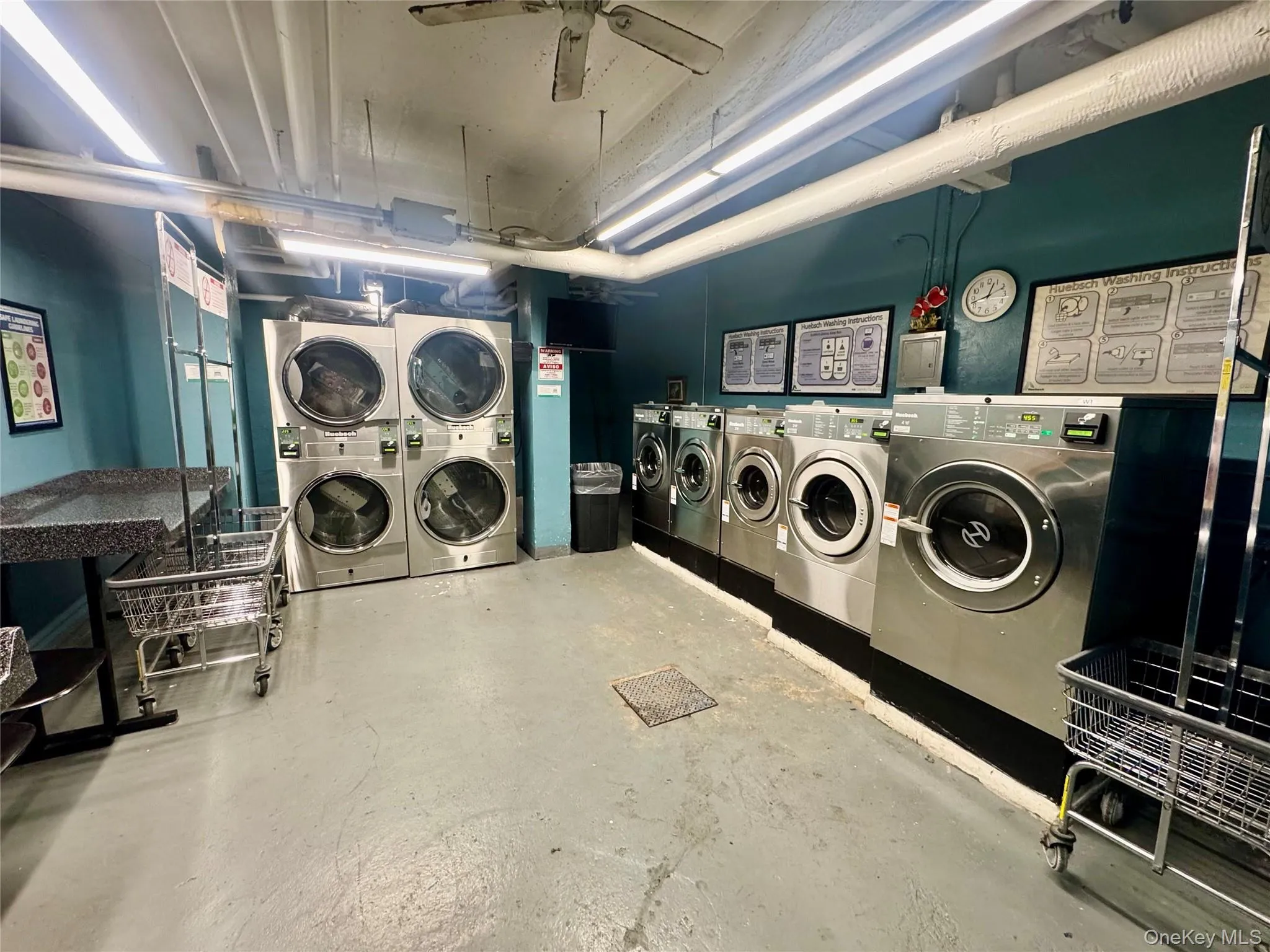 2661 Marion Avenue, New York, NY, 2 Rooms Rooms,1 BathroomBathrooms,Residential,For Rent,Marion,0,1021692 2661 Marion Avenue, New York, NY, 2 Rooms Rooms,1 BathroomBathrooms,Residential,For Rent,Marion,0,1021692