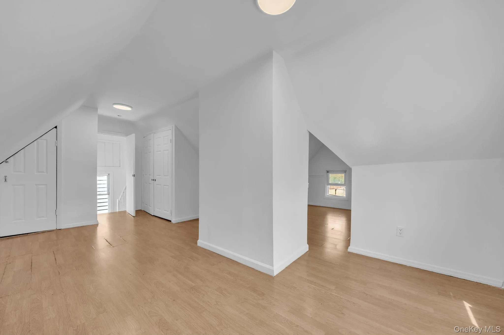38 Trinity Place, New Rochelle, NY, 4 Bedrooms Bedrooms, 10 Rooms Rooms,2 BathroomsBathrooms,Residential,For Rent,Trinity,0,1021693 38 Trinity Place, New Rochelle, NY, 4 Bedrooms Bedrooms, 10 Rooms Rooms,2 BathroomsBathrooms,Residential,For Rent,Trinity,0,1021693