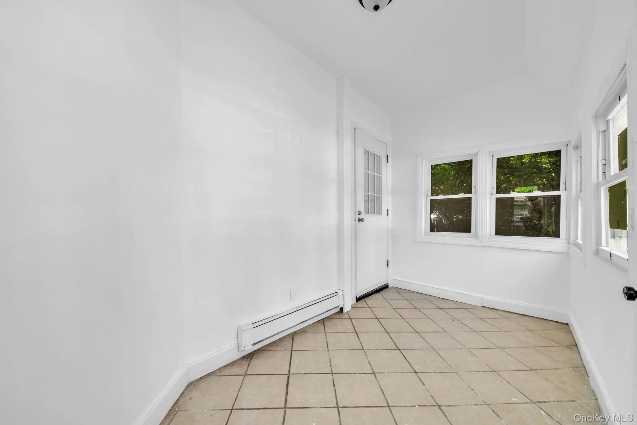 38 Trinity Place, New Rochelle, NY, 4 Bedrooms Bedrooms, 10 Rooms Rooms,2 BathroomsBathrooms,Residential,For Rent,Trinity,0,1021693 38 Trinity Place, New Rochelle, NY, 4 Bedrooms Bedrooms, 10 Rooms Rooms,2 BathroomsBathrooms,Residential,For Rent,Trinity,0,1021693
