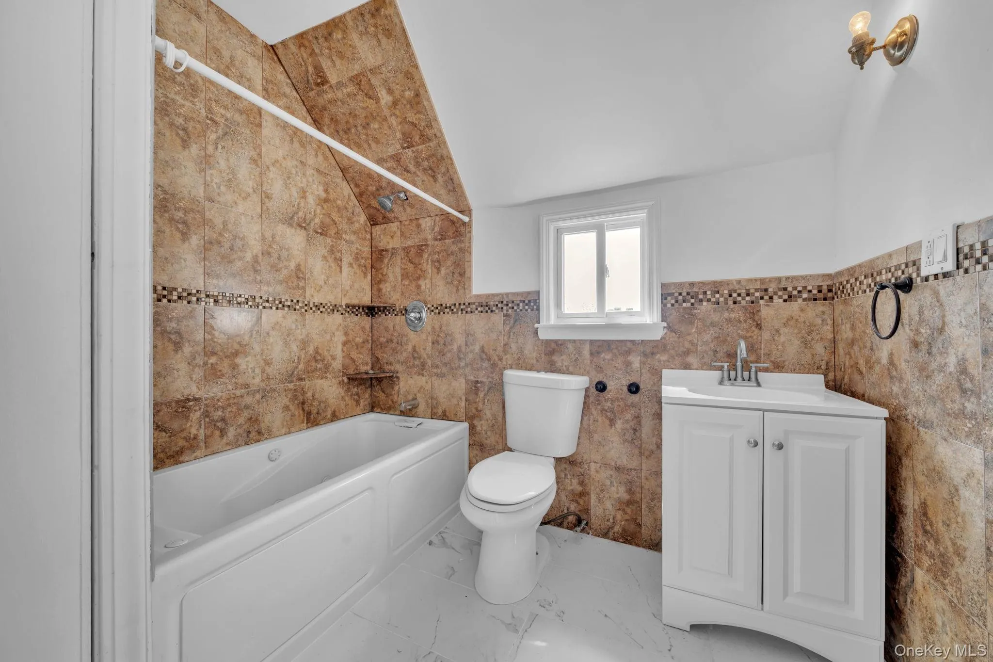38 Trinity Place, New Rochelle, NY, 4 Bedrooms Bedrooms, 10 Rooms Rooms,2 BathroomsBathrooms,Residential,For Rent,Trinity,0,1021693 38 Trinity Place, New Rochelle, NY, 4 Bedrooms Bedrooms, 10 Rooms Rooms,2 BathroomsBathrooms,Residential,For Rent,Trinity,0,1021693