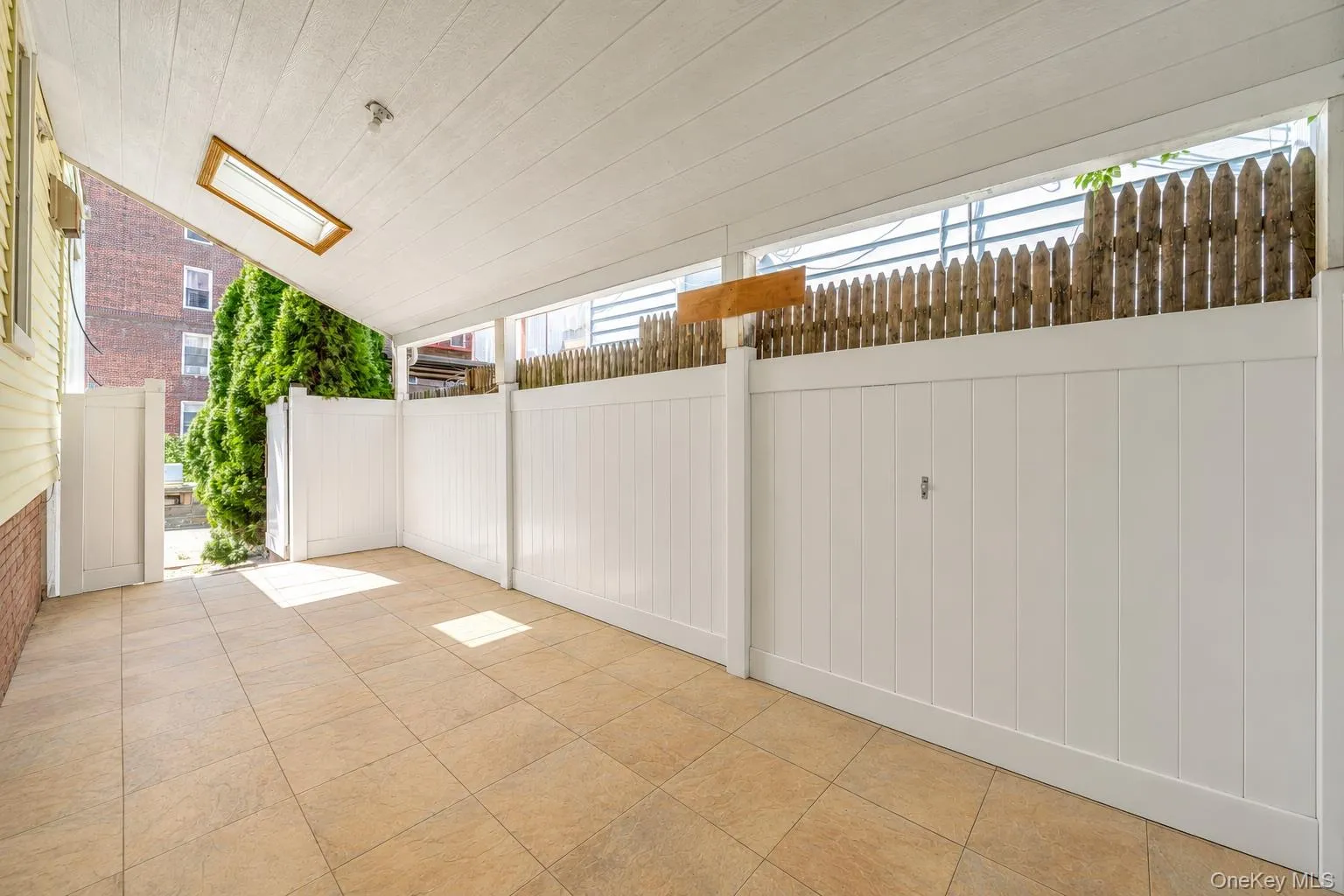 38 Trinity Place, New Rochelle, NY, 4 Bedrooms Bedrooms, 10 Rooms Rooms,2 BathroomsBathrooms,Residential,For Rent,Trinity,0,1021693 38 Trinity Place, New Rochelle, NY, 4 Bedrooms Bedrooms, 10 Rooms Rooms,2 BathroomsBathrooms,Residential,For Rent,Trinity,0,1021693