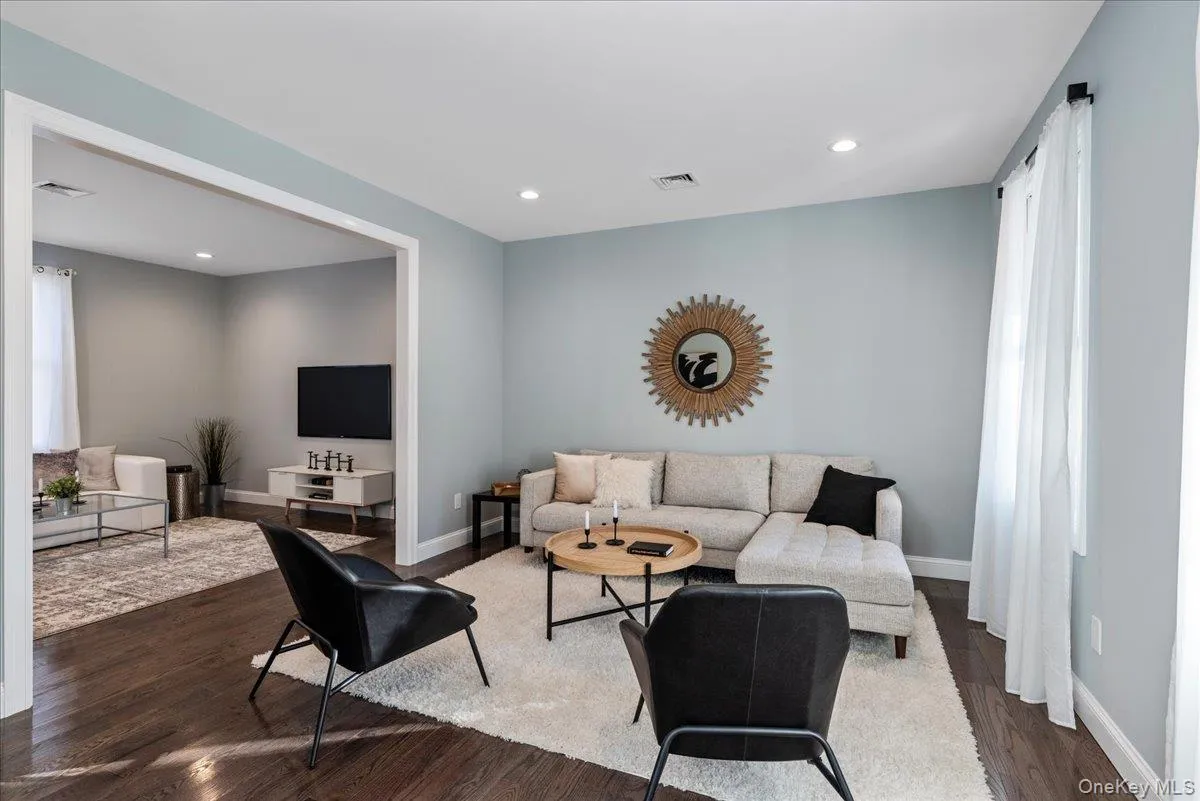 89 Market Street, Brookhaven, NY, 4 Bedrooms Bedrooms, 8 Rooms Rooms,2 BathroomsBathrooms,Residential,For Rent,Market,0,1021702 89 Market Street, Brookhaven, NY, 4 Bedrooms Bedrooms, 8 Rooms Rooms,2 BathroomsBathrooms,Residential,For Rent,Market,0,1021702