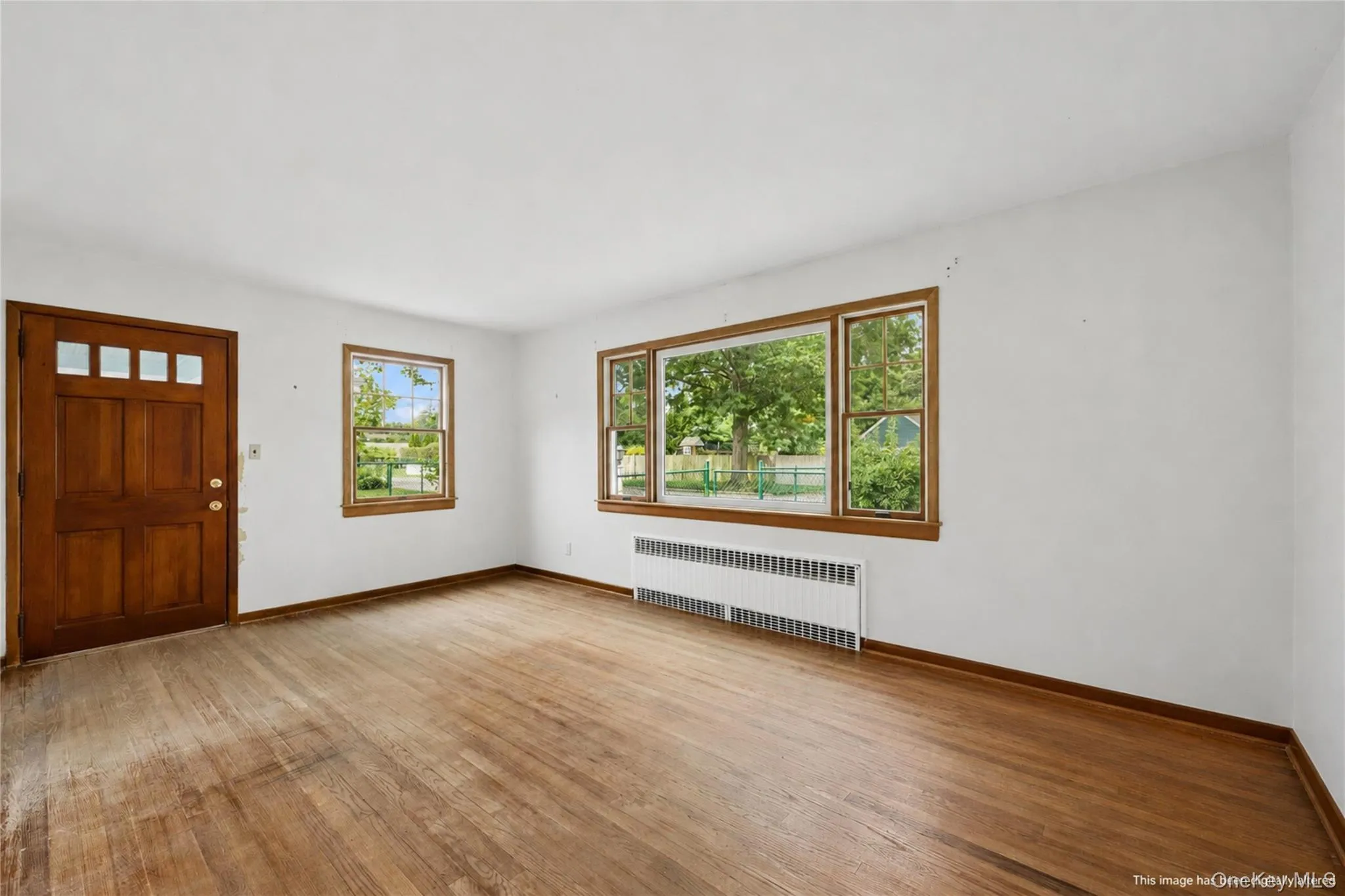 1 Heights Place, Riverhead, NY, 2 Bedrooms Bedrooms, 4 Rooms Rooms,1 BathroomBathrooms,Residential,For Rent,Heights,0,1021706 1 Heights Place, Riverhead, NY, 2 Bedrooms Bedrooms, 4 Rooms Rooms,1 BathroomBathrooms,Residential,For Rent,Heights,0,1021706