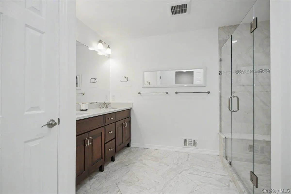 32 Beechwood Way, Ossining, NY, 3 Bedrooms Bedrooms, 7 Rooms Rooms,3 BathroomsBathrooms,Residential,For Rent,Beechwood,0,1021711 32 Beechwood Way, Ossining, NY, 3 Bedrooms Bedrooms, 7 Rooms Rooms,3 BathroomsBathrooms,Residential,For Rent,Beechwood,0,1021711