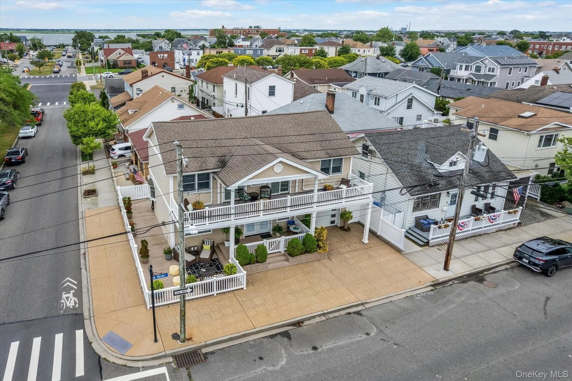 625 Walnut Street, Long Beach, NY, 3 Bedrooms Bedrooms, 5 Rooms Rooms,2 BathroomsBathrooms,Residential,For Rent,Walnut,0,1021715 625 Walnut Street, Long Beach, NY, 3 Bedrooms Bedrooms, 5 Rooms Rooms,2 BathroomsBathrooms,Residential,For Rent,Walnut,0,1021715