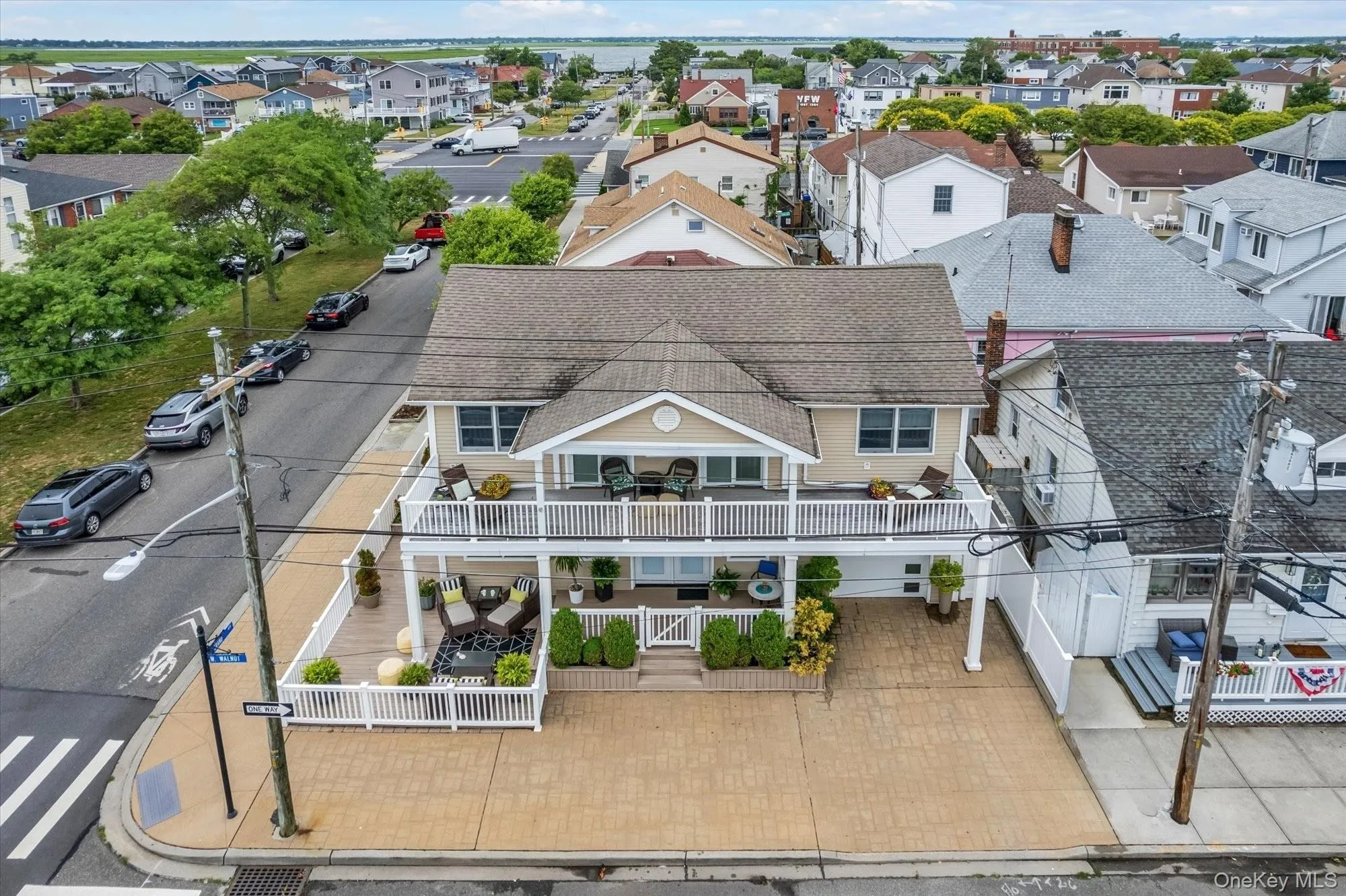 625 Walnut Street, Long Beach, NY, 3 Bedrooms Bedrooms, 5 Rooms Rooms,2 BathroomsBathrooms,Residential,For Rent,Walnut,0,1021715 625 Walnut Street, Long Beach, NY, 3 Bedrooms Bedrooms, 5 Rooms Rooms,2 BathroomsBathrooms,Residential,For Rent,Walnut,0,1021715