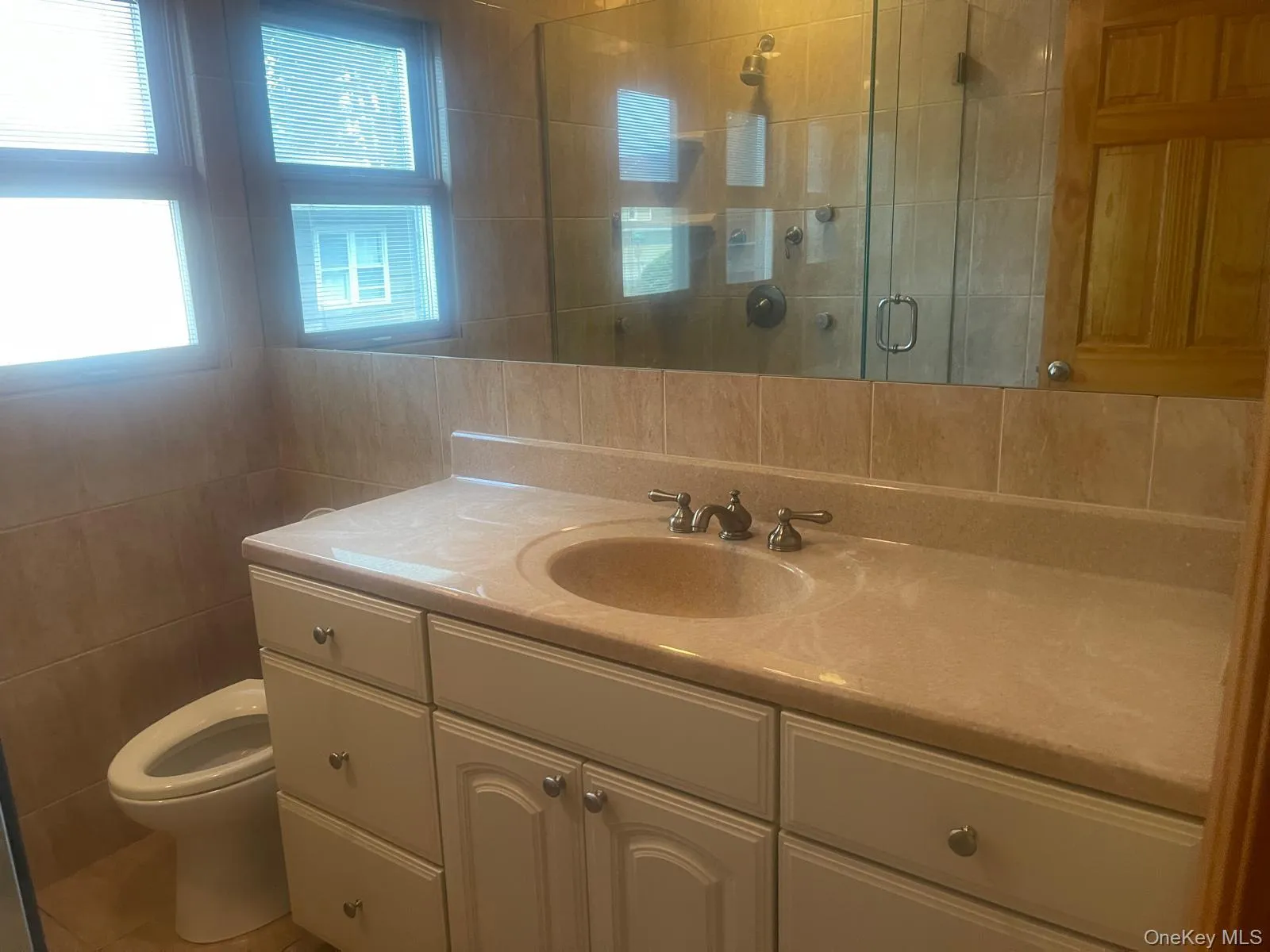 1760 Slocum Street, Hempstead, NY, 3 Bedrooms Bedrooms, 6 Rooms Rooms,1 BathroomBathrooms,Residential Lease,For Rent,Slocum,0,1021716 1760 Slocum Street, Hempstead, NY, 3 Bedrooms Bedrooms, 6 Rooms Rooms,1 BathroomBathrooms,Residential Lease,For Rent,Slocum,0,1021716