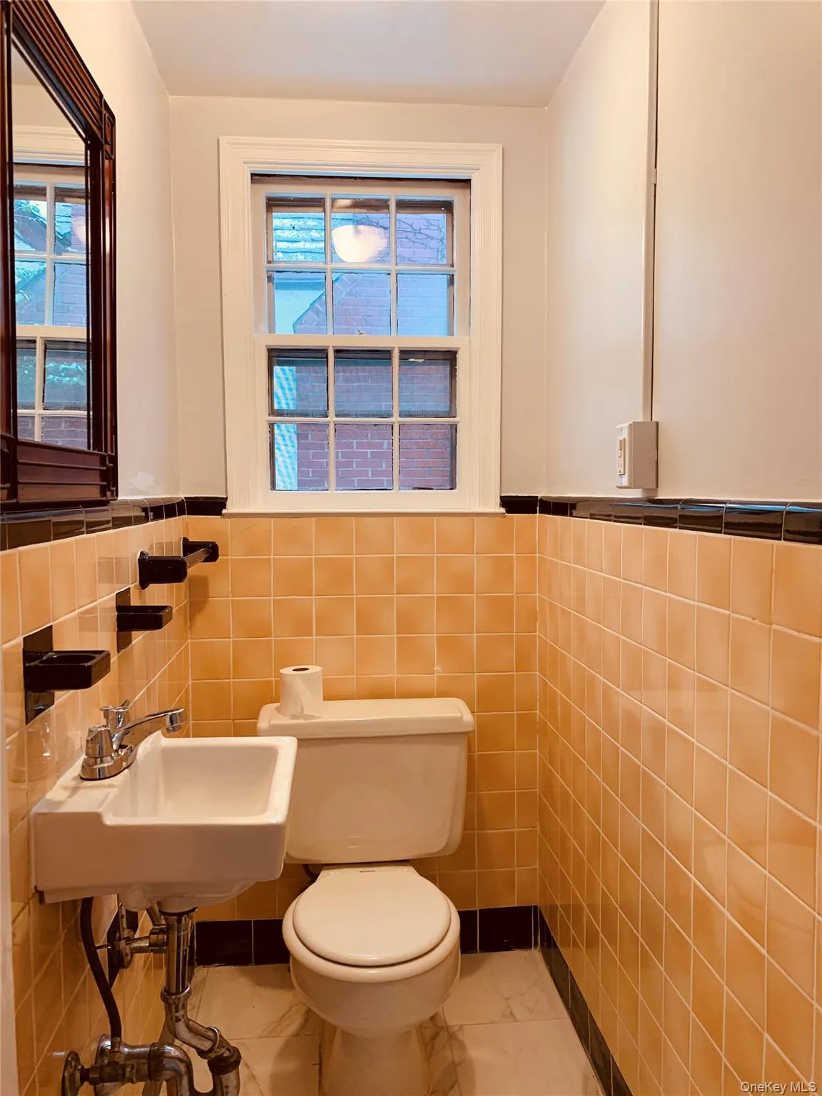 408 Mineola Boulevard, North Hempstead, NY, ,Commercial Lease,For Rent,Mineola,0,1021720 408 Mineola Boulevard, North Hempstead, NY, ,Commercial Lease,For Rent,Mineola,0,1021720