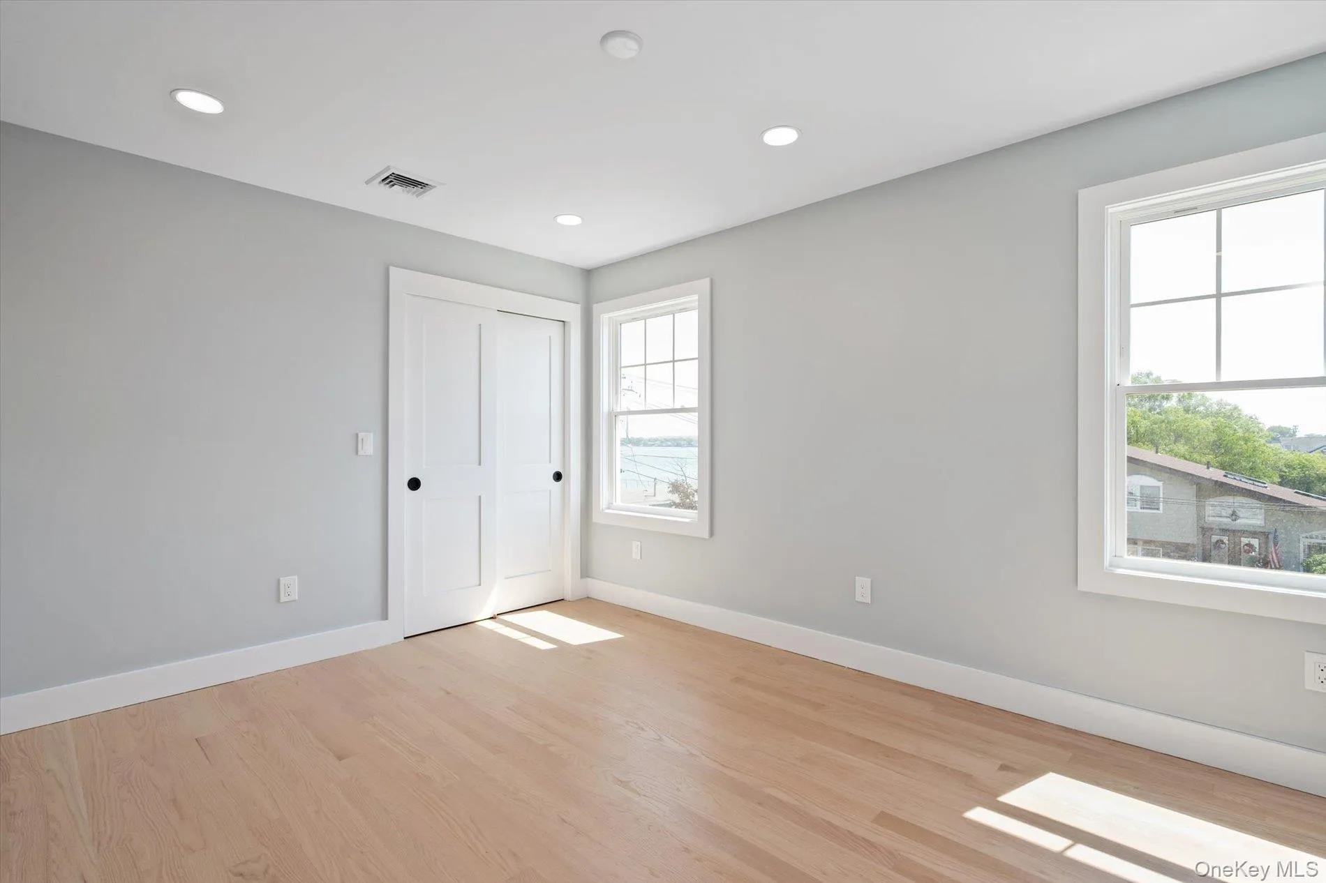 17 Island Parkway, Hempstead, NY, 5 Bedrooms Bedrooms, 4 Rooms Rooms,3 BathroomsBathrooms,Residential,For Rent,Island,0,1021723 17 Island Parkway, Hempstead, NY, 5 Bedrooms Bedrooms, 4 Rooms Rooms,3 BathroomsBathrooms,Residential,For Rent,Island,0,1021723