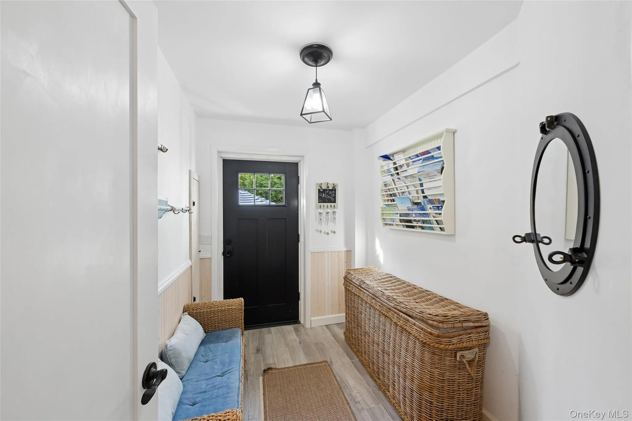 Entry to home Entry to home
