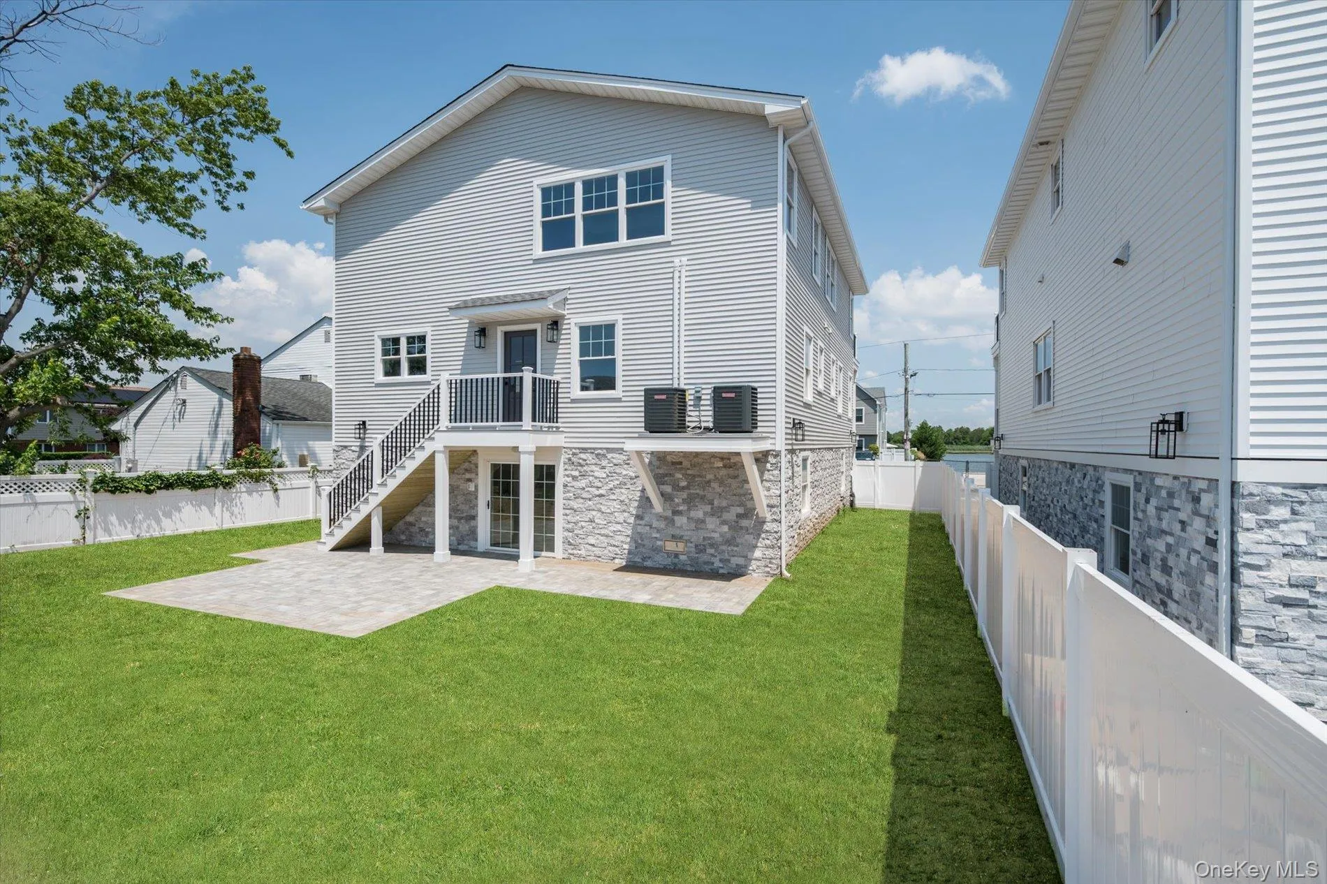 21 Island Parkway, Hempstead, NY, 5 Bedrooms Bedrooms, 9 Rooms Rooms,3 BathroomsBathrooms,Residential,For Rent,Island,0,1021725 21 Island Parkway, Hempstead, NY, 5 Bedrooms Bedrooms, 9 Rooms Rooms,3 BathroomsBathrooms,Residential,For Rent,Island,0,1021725