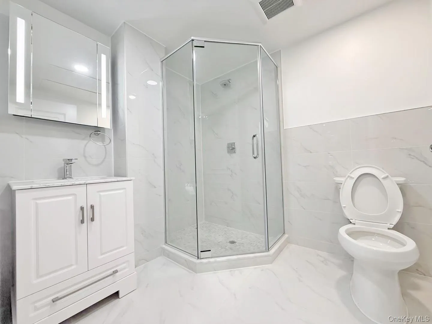 13450 BLOSSOM Avenue, New York, NY, 2 Bedrooms Bedrooms, 5 Rooms Rooms,2 BathroomsBathrooms,Residential,For Rent,BLOSSOM,0,1021726 13450 BLOSSOM Avenue, New York, NY, 2 Bedrooms Bedrooms, 5 Rooms Rooms,2 BathroomsBathrooms,Residential,For Rent,BLOSSOM,0,1021726