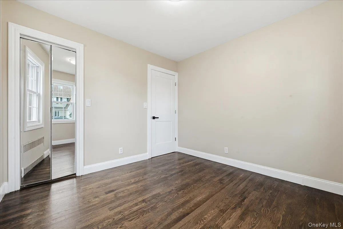 48 Flower Street, Oyster Bay, NY, 4 Bedrooms Bedrooms, 11 Rooms Rooms,2 BathroomsBathrooms,Residential,For Rent,Flower,0,1021727 48 Flower Street, Oyster Bay, NY, 4 Bedrooms Bedrooms, 11 Rooms Rooms,2 BathroomsBathrooms,Residential,For Rent,Flower,0,1021727
