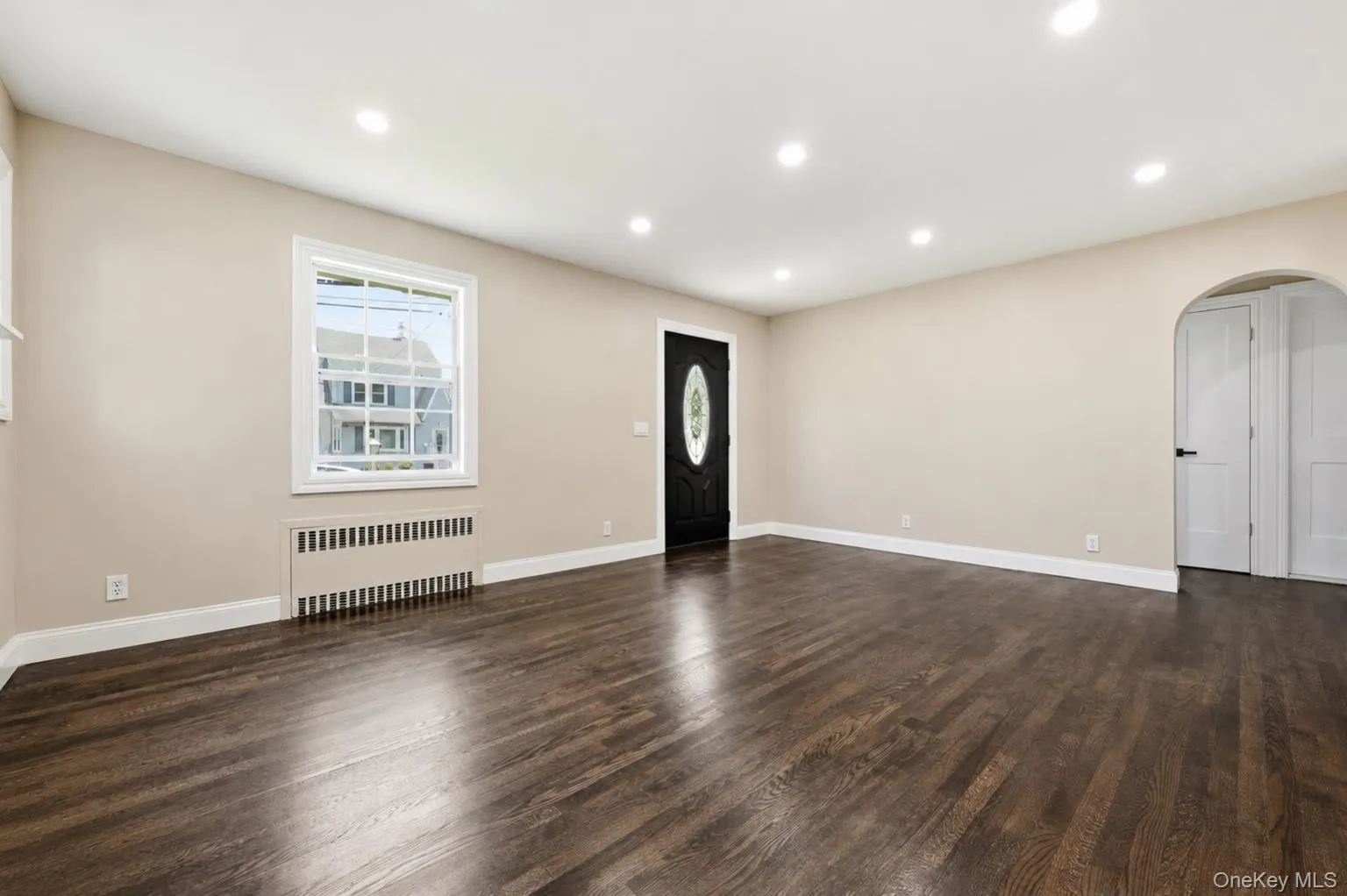 48 Flower Street, Oyster Bay, NY, 4 Bedrooms Bedrooms, 11 Rooms Rooms,2 BathroomsBathrooms,Residential,For Rent,Flower,0,1021727 48 Flower Street, Oyster Bay, NY, 4 Bedrooms Bedrooms, 11 Rooms Rooms,2 BathroomsBathrooms,Residential,For Rent,Flower,0,1021727