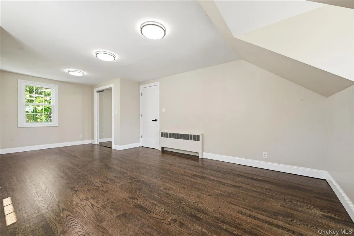 48 Flower Street, Oyster Bay, NY, 4 Bedrooms Bedrooms, 11 Rooms Rooms,2 BathroomsBathrooms,Residential,For Rent,Flower,0,1021727 48 Flower Street, Oyster Bay, NY, 4 Bedrooms Bedrooms, 11 Rooms Rooms,2 BathroomsBathrooms,Residential,For Rent,Flower,0,1021727