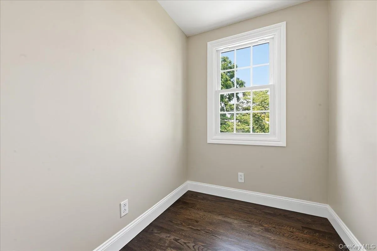48 Flower Street, Oyster Bay, NY, 4 Bedrooms Bedrooms, 11 Rooms Rooms,2 BathroomsBathrooms,Residential,For Rent,Flower,0,1021727 48 Flower Street, Oyster Bay, NY, 4 Bedrooms Bedrooms, 11 Rooms Rooms,2 BathroomsBathrooms,Residential,For Rent,Flower,0,1021727