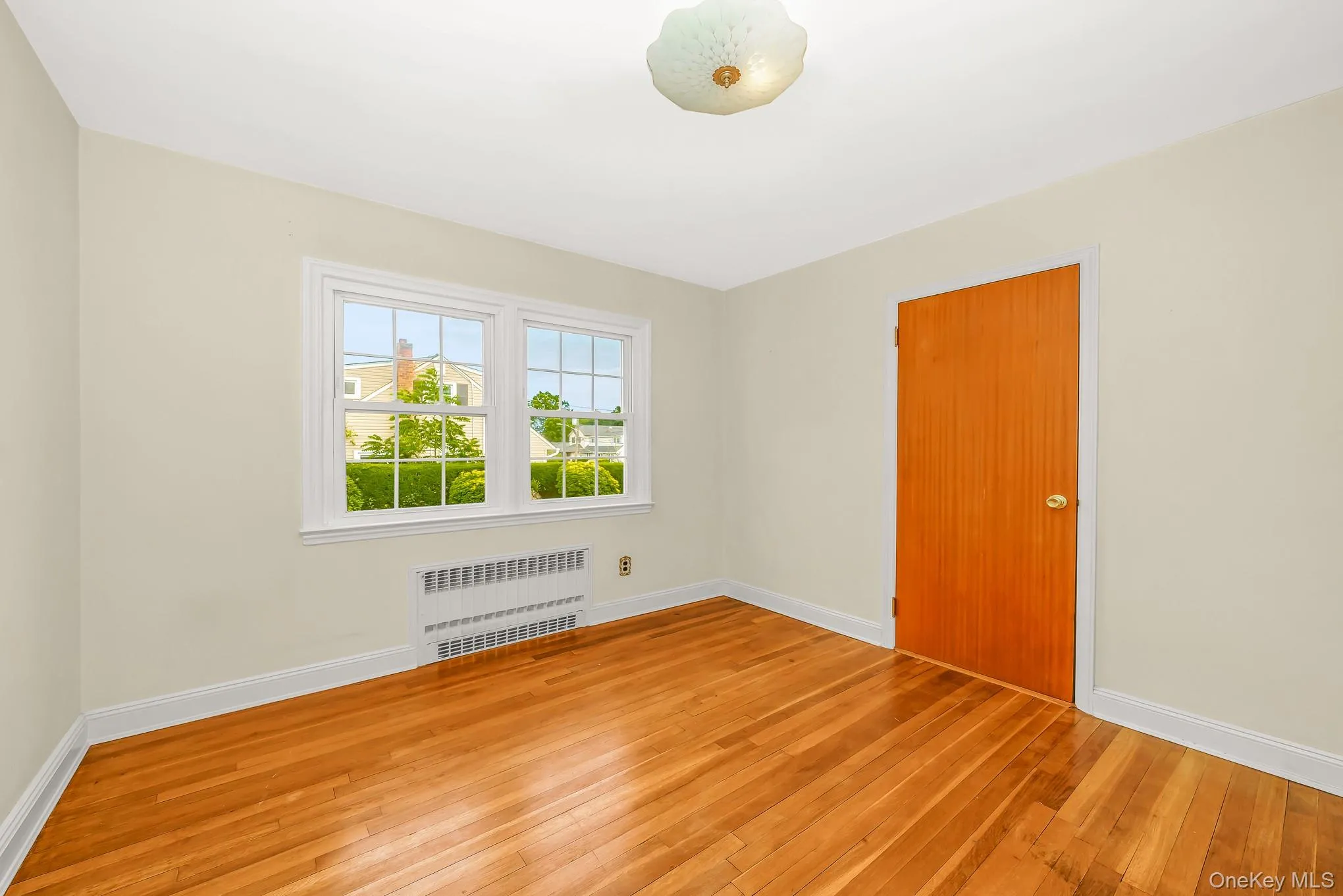 23 Spruce Street, Oyster Bay, NY, 3 Bedrooms Bedrooms, 7 Rooms Rooms,2 BathroomsBathrooms,Residential,For Rent,Spruce,0,1021728 23 Spruce Street, Oyster Bay, NY, 3 Bedrooms Bedrooms, 7 Rooms Rooms,2 BathroomsBathrooms,Residential,For Rent,Spruce,0,1021728