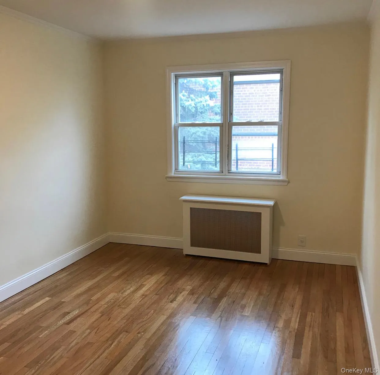4717 28th Avenue, New York, NY, 2 Bedrooms Bedrooms, 4 Rooms Rooms,1 BathroomBathrooms,Residential Lease,For Rent,28th,0,1021734 4717 28th Avenue, New York, NY, 2 Bedrooms Bedrooms, 4 Rooms Rooms,1 BathroomBathrooms,Residential Lease,For Rent,28th,0,1021734