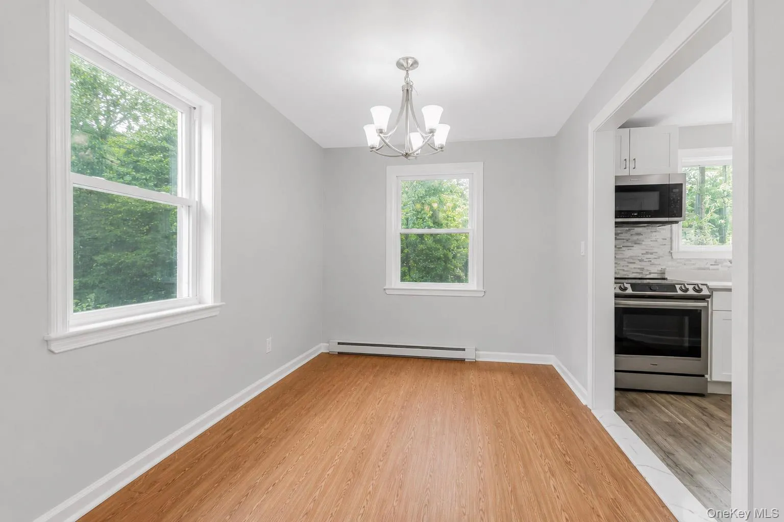676 Scarsdale Road, Yonkers, NY, 3 Bedrooms Bedrooms, 7 Rooms Rooms,2 BathroomsBathrooms,Residential,For Rent,Scarsdale,0,1021737 676 Scarsdale Road, Yonkers, NY, 3 Bedrooms Bedrooms, 7 Rooms Rooms,2 BathroomsBathrooms,Residential,For Rent,Scarsdale,0,1021737