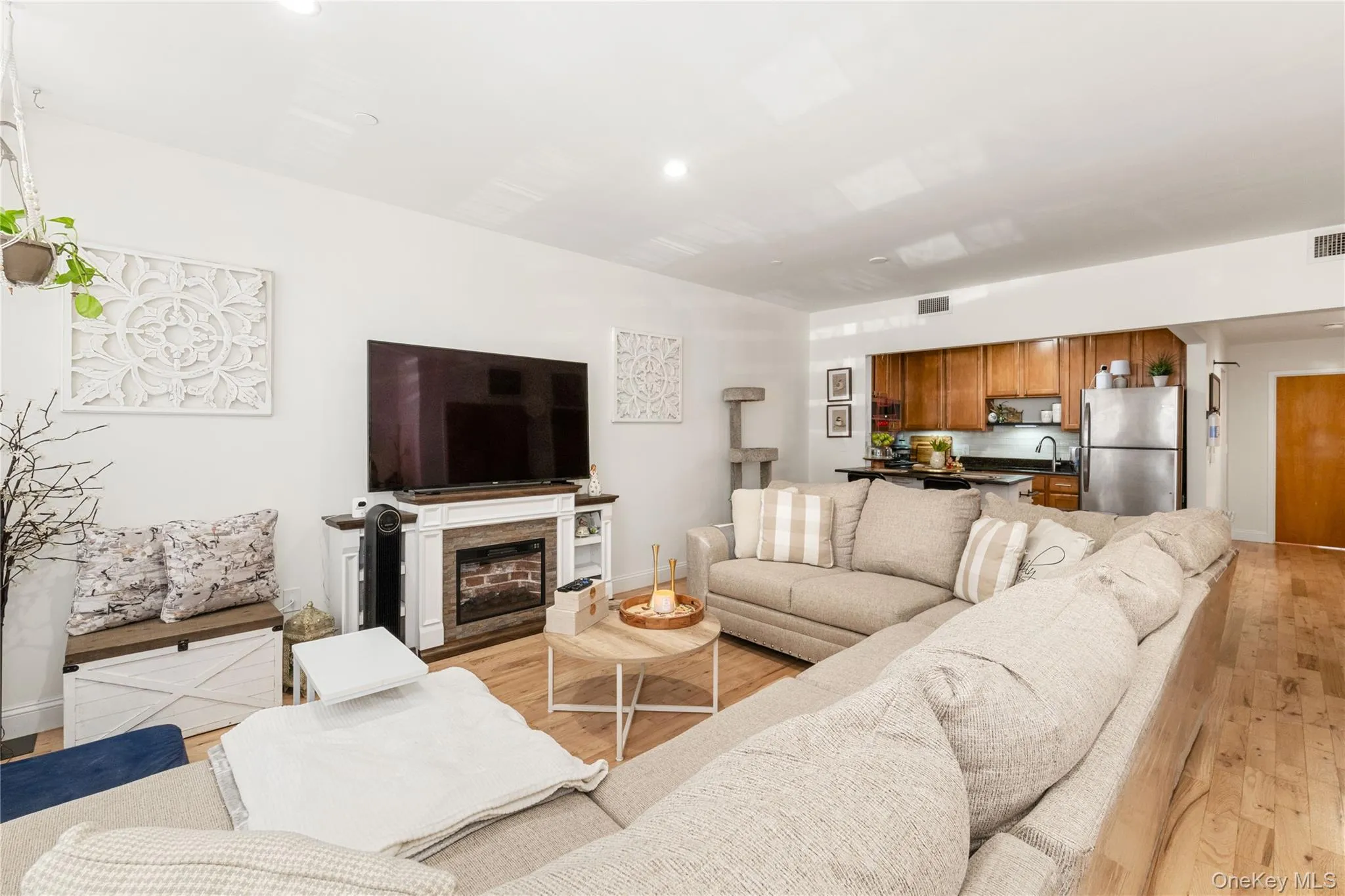 7608 69th Place, New York, NY, 2 Bedrooms Bedrooms, 4 Rooms Rooms,2 BathroomsBathrooms,Residential,For Rent,69th,0,1021743 7608 69th Place, New York, NY, 2 Bedrooms Bedrooms, 4 Rooms Rooms,2 BathroomsBathrooms,Residential,For Rent,69th,0,1021743