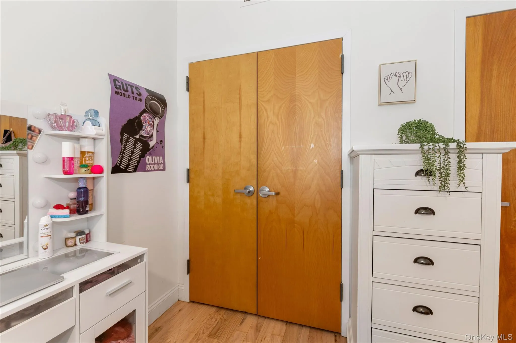 7608 69th Place, New York, NY, 2 Bedrooms Bedrooms, 4 Rooms Rooms,2 BathroomsBathrooms,Residential,For Rent,69th,0,1021743 7608 69th Place, New York, NY, 2 Bedrooms Bedrooms, 4 Rooms Rooms,2 BathroomsBathrooms,Residential,For Rent,69th,0,1021743