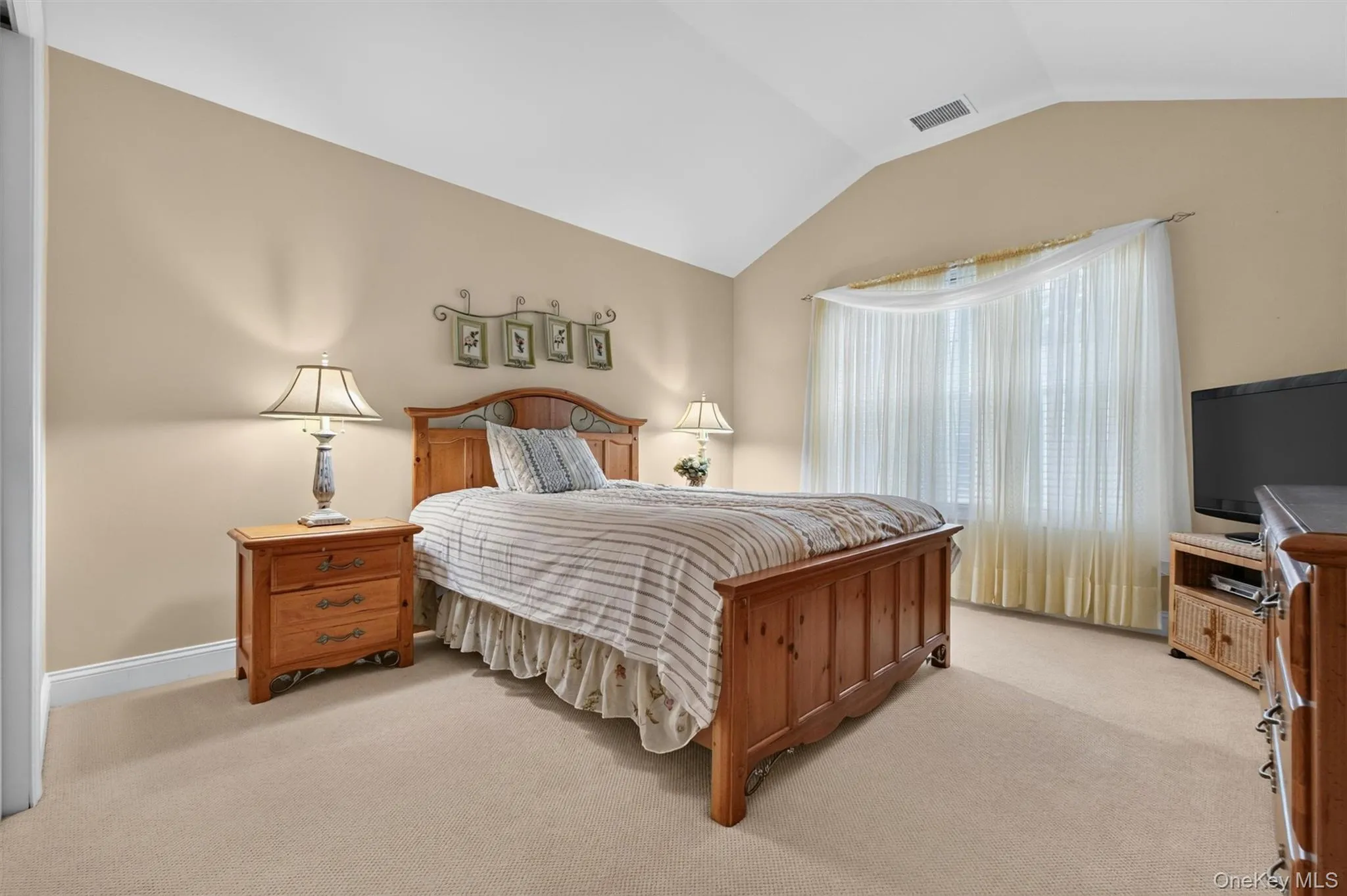 18 Sassafras Circle, East Fishkill, NY, 3 Bedrooms Bedrooms, 10 Rooms Rooms,3 BathroomsBathrooms,Residential,For Rent,Sassafras,0,1021747 18 Sassafras Circle, East Fishkill, NY, 3 Bedrooms Bedrooms, 10 Rooms Rooms,3 BathroomsBathrooms,Residential,For Rent,Sassafras,0,1021747