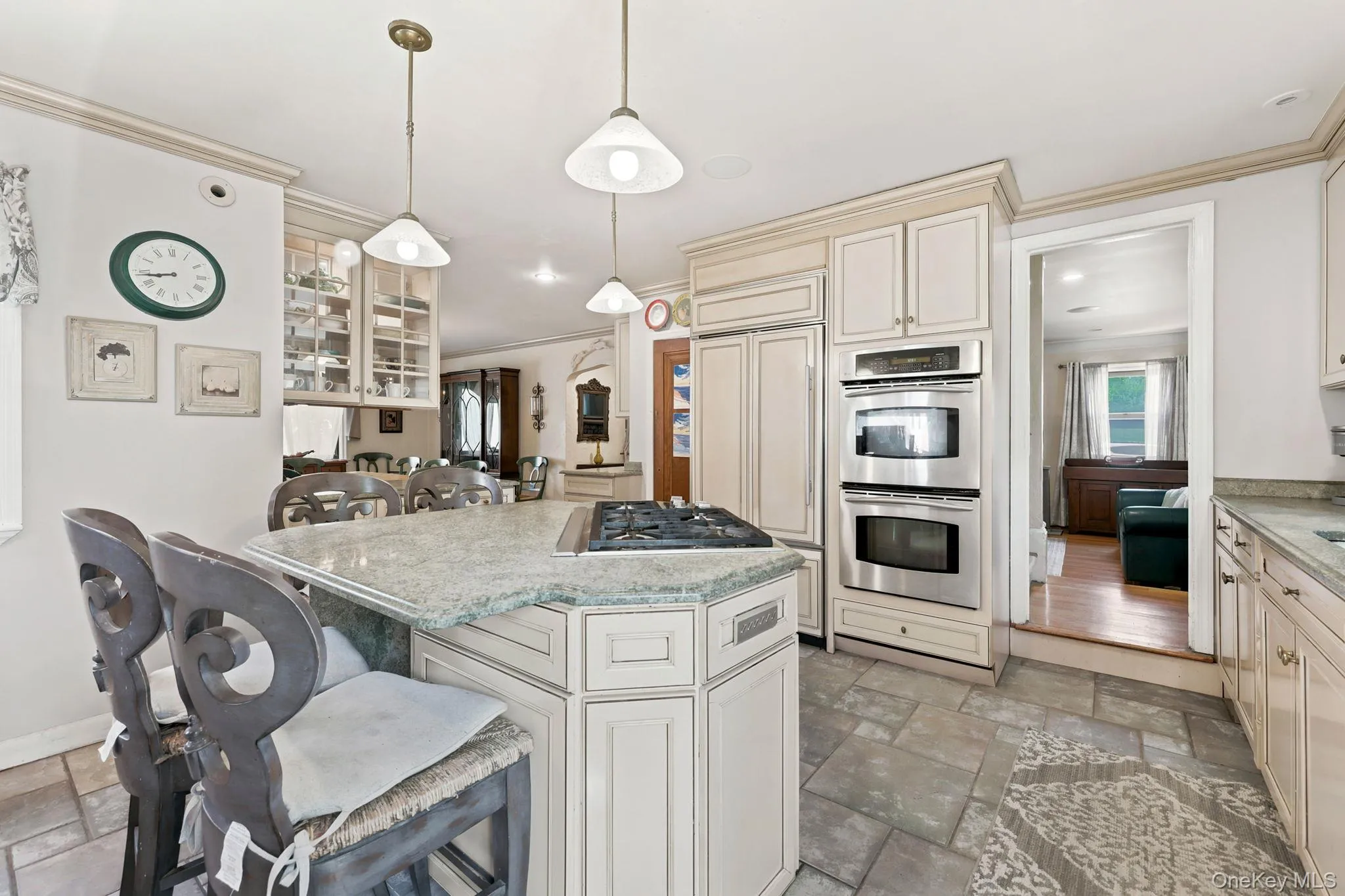 873 James Street, Pelham, NY, 4 Bedrooms Bedrooms, 9 Rooms Rooms,3 BathroomsBathrooms,Residential,For Rent,James,0,1021753 873 James Street, Pelham, NY, 4 Bedrooms Bedrooms, 9 Rooms Rooms,3 BathroomsBathrooms,Residential,For Rent,James,0,1021753