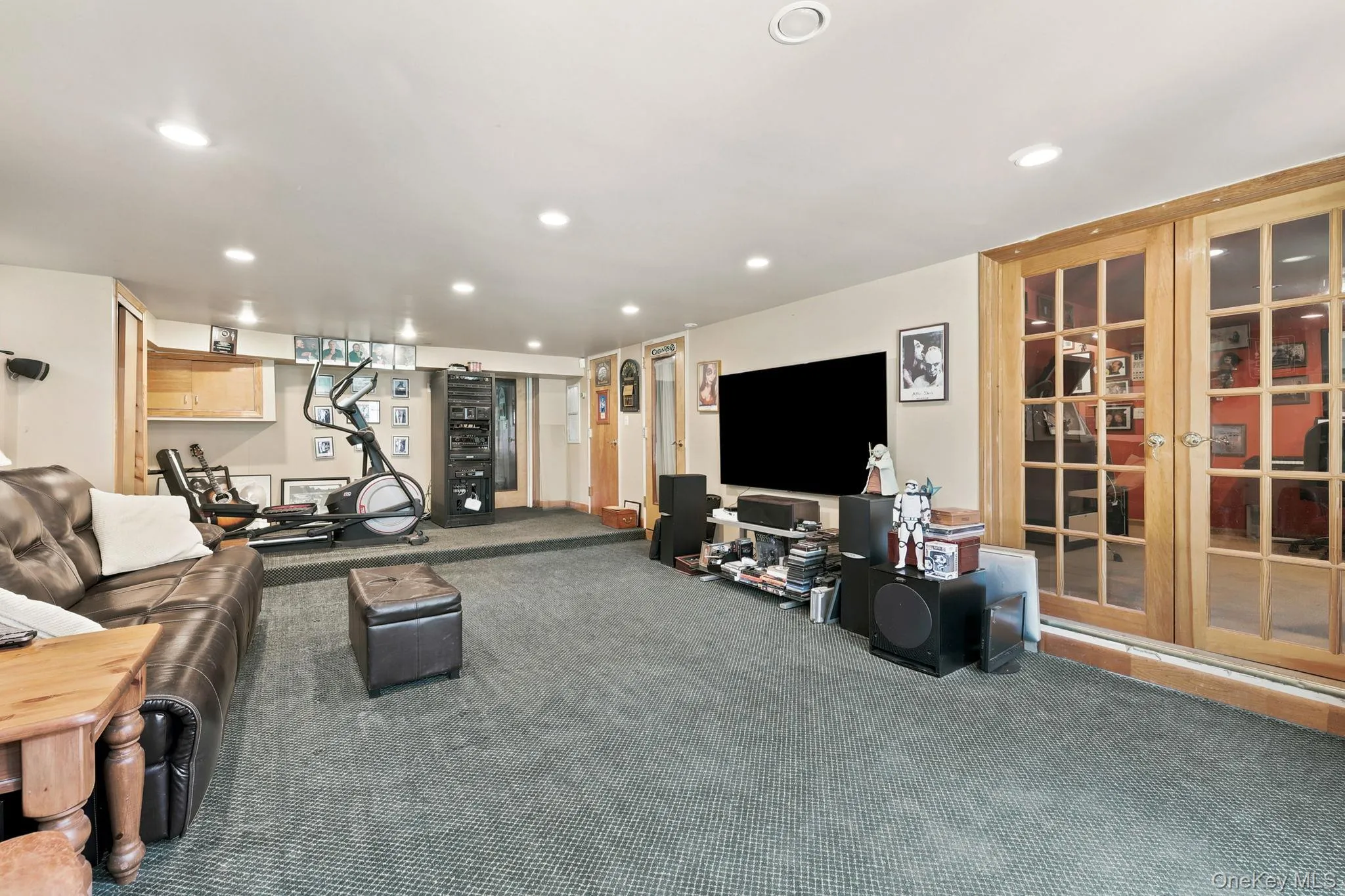 873 James Street, Pelham, NY, 4 Bedrooms Bedrooms, 9 Rooms Rooms,3 BathroomsBathrooms,Residential,For Rent,James,0,1021753 873 James Street, Pelham, NY, 4 Bedrooms Bedrooms, 9 Rooms Rooms,3 BathroomsBathrooms,Residential,For Rent,James,0,1021753