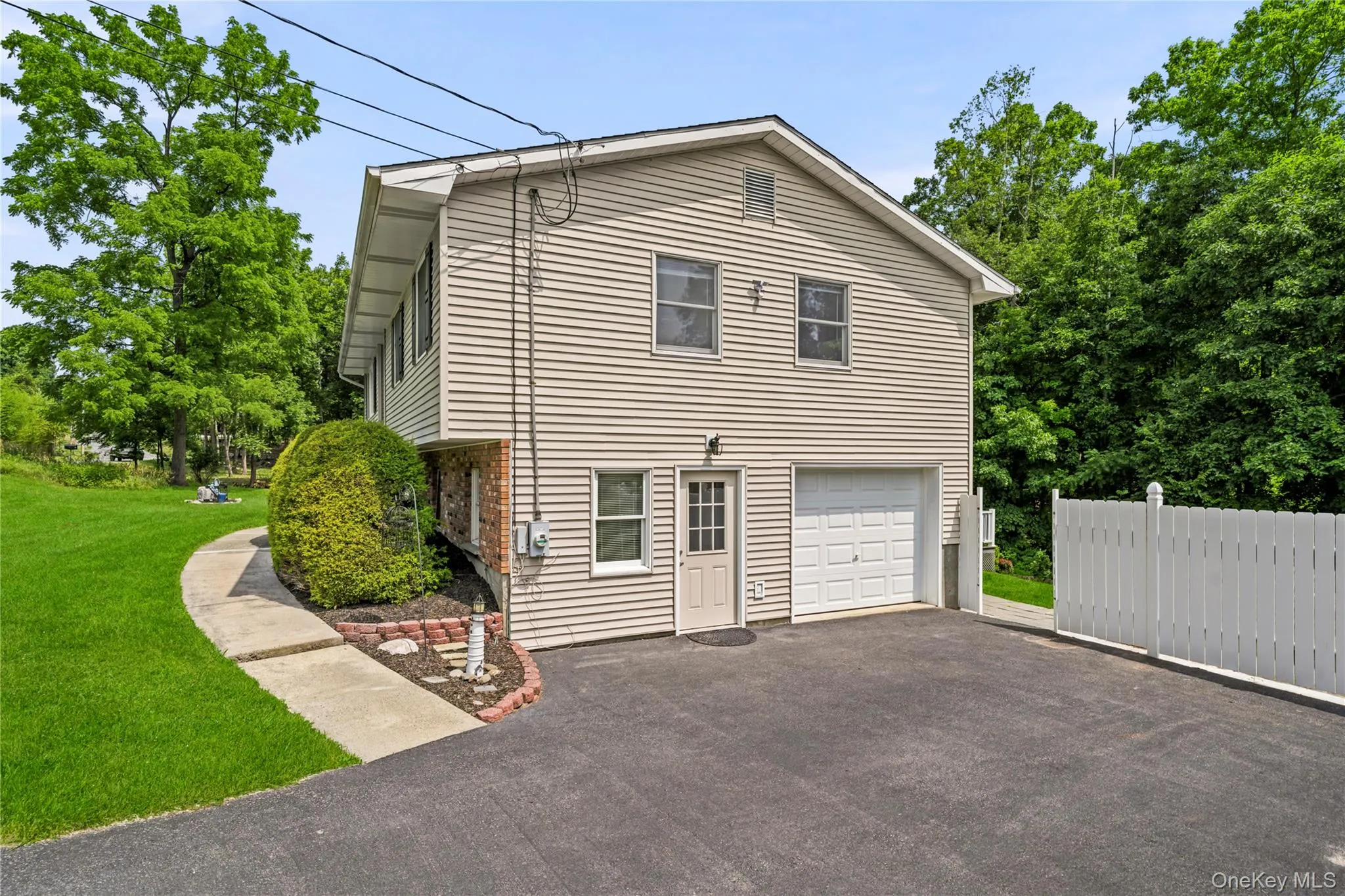22 Old Ridge Road, Warwick (town), NY, 3 Bedrooms Bedrooms, 11 Rooms Rooms,3 BathroomsBathrooms,Residential,For Rent,Old Ridge,0,1021760 22 Old Ridge Road, Warwick (town), NY, 3 Bedrooms Bedrooms, 11 Rooms Rooms,3 BathroomsBathrooms,Residential,For Rent,Old Ridge,0,1021760