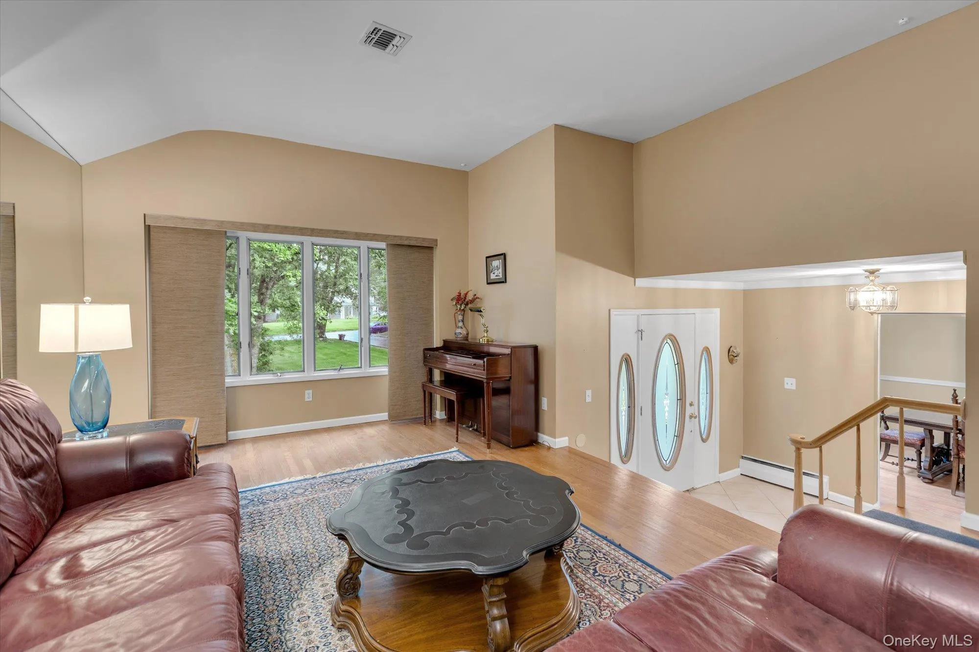 29 Wintergreen Drive, Huntington, NY, 5 Bedrooms Bedrooms, 9 Rooms Rooms,3 BathroomsBathrooms,Residential,For Rent,Wintergreen,0,1021765 29 Wintergreen Drive, Huntington, NY, 5 Bedrooms Bedrooms, 9 Rooms Rooms,3 BathroomsBathrooms,Residential,For Rent,Wintergreen,0,1021765