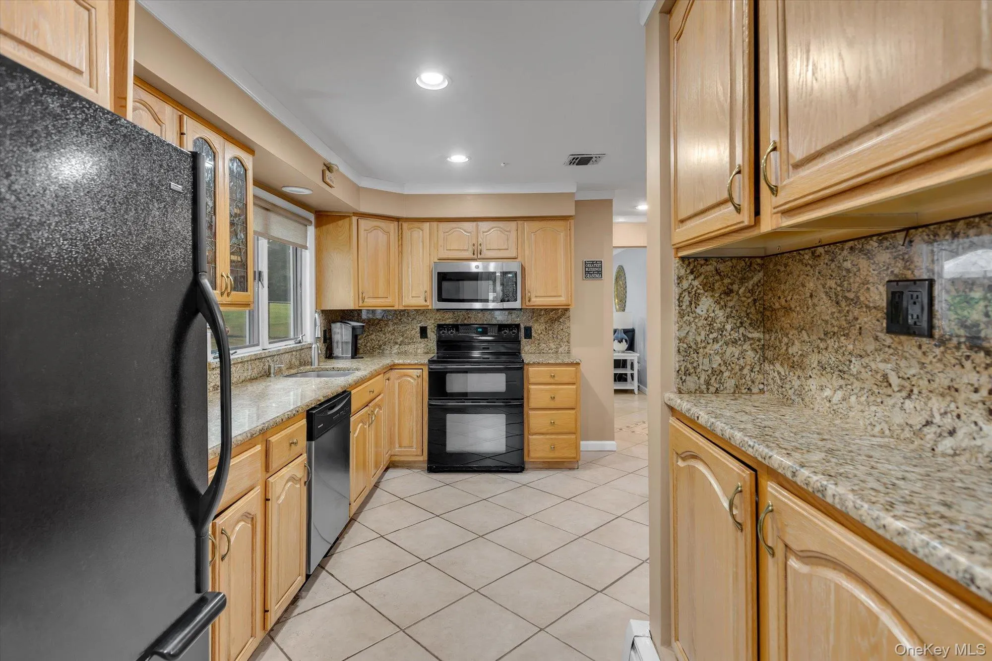 29 Wintergreen Drive, Huntington, NY, 5 Bedrooms Bedrooms, 9 Rooms Rooms,3 BathroomsBathrooms,Residential,For Rent,Wintergreen,0,1021765 29 Wintergreen Drive, Huntington, NY, 5 Bedrooms Bedrooms, 9 Rooms Rooms,3 BathroomsBathrooms,Residential,For Rent,Wintergreen,0,1021765