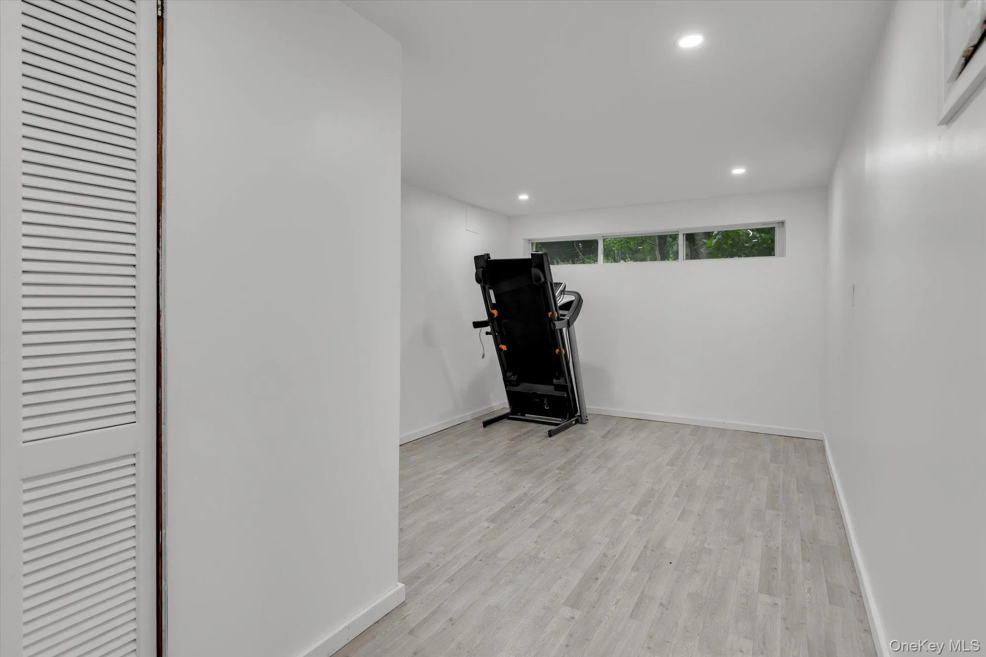 29 Wintergreen Drive, Huntington, NY, 5 Bedrooms Bedrooms, 9 Rooms Rooms,3 BathroomsBathrooms,Residential,For Rent,Wintergreen,0,1021765 29 Wintergreen Drive, Huntington, NY, 5 Bedrooms Bedrooms, 9 Rooms Rooms,3 BathroomsBathrooms,Residential,For Rent,Wintergreen,0,1021765